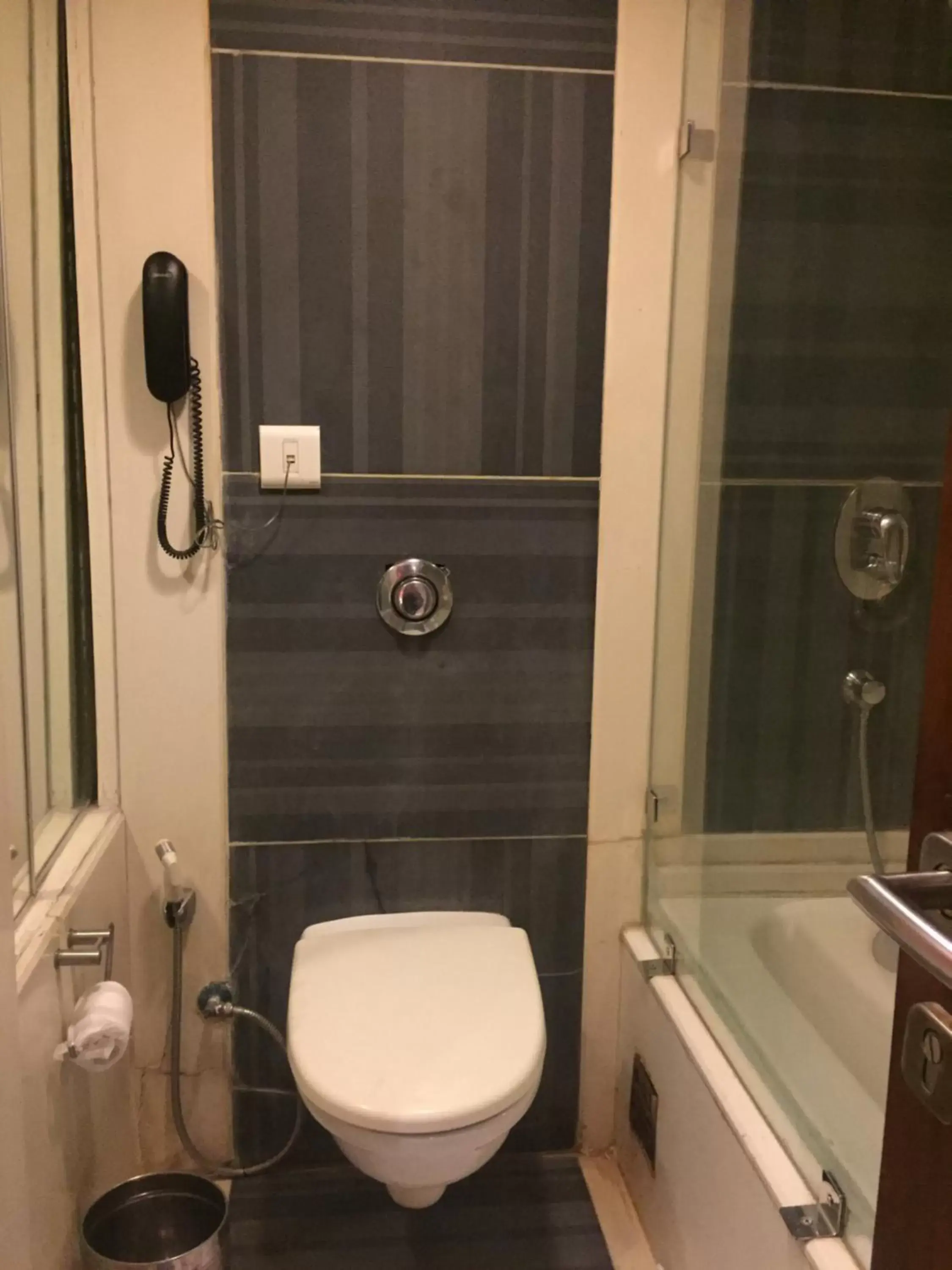 Bathroom in Hotel Aura