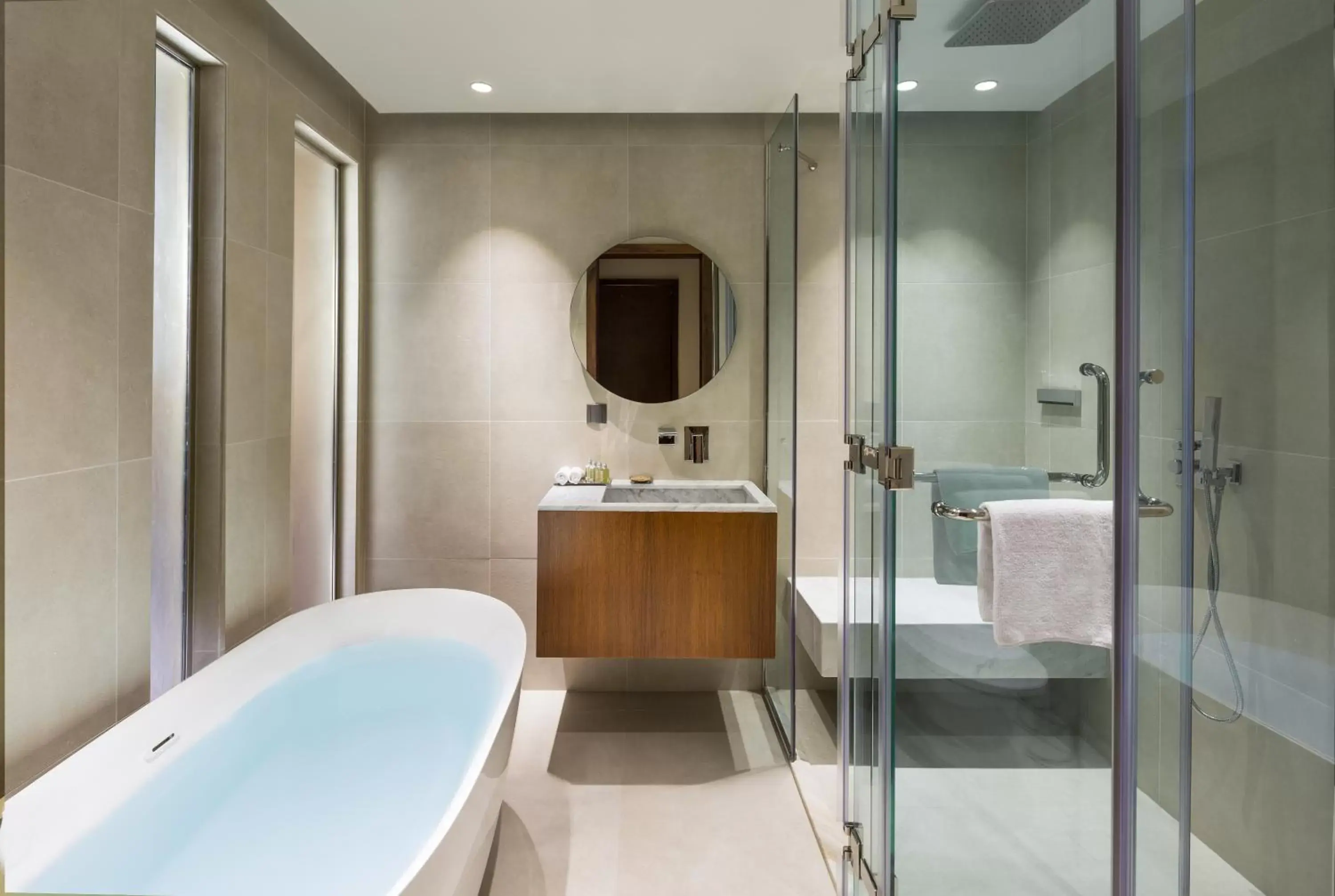 Bath, Bathroom in Millennium Place Barsha Heights Hotel Apartments