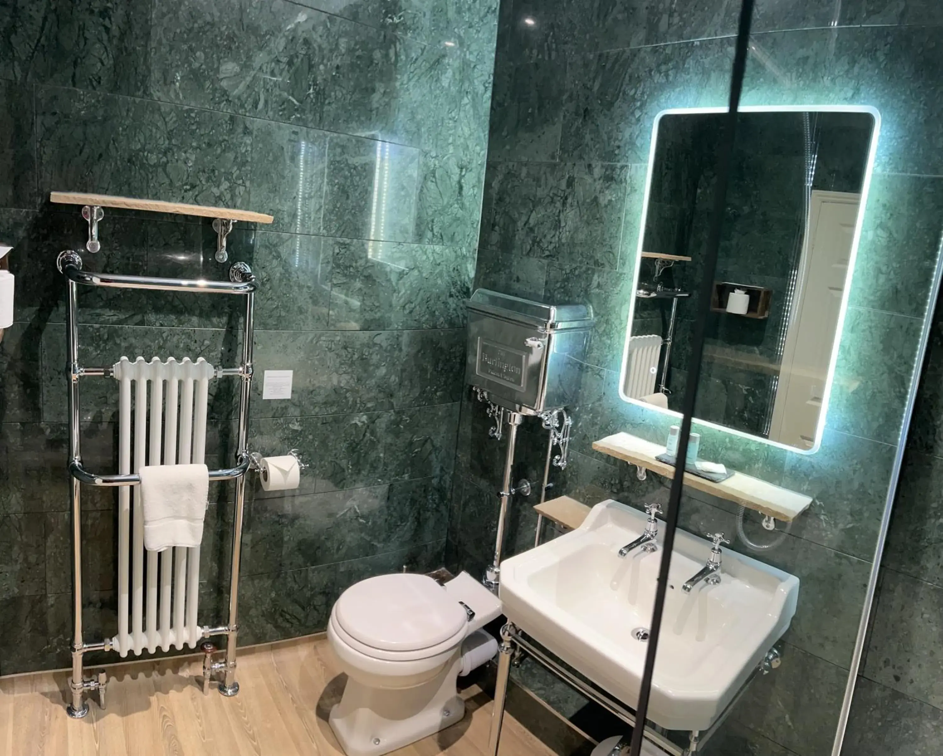 Shower, Bathroom in The Plough Inn