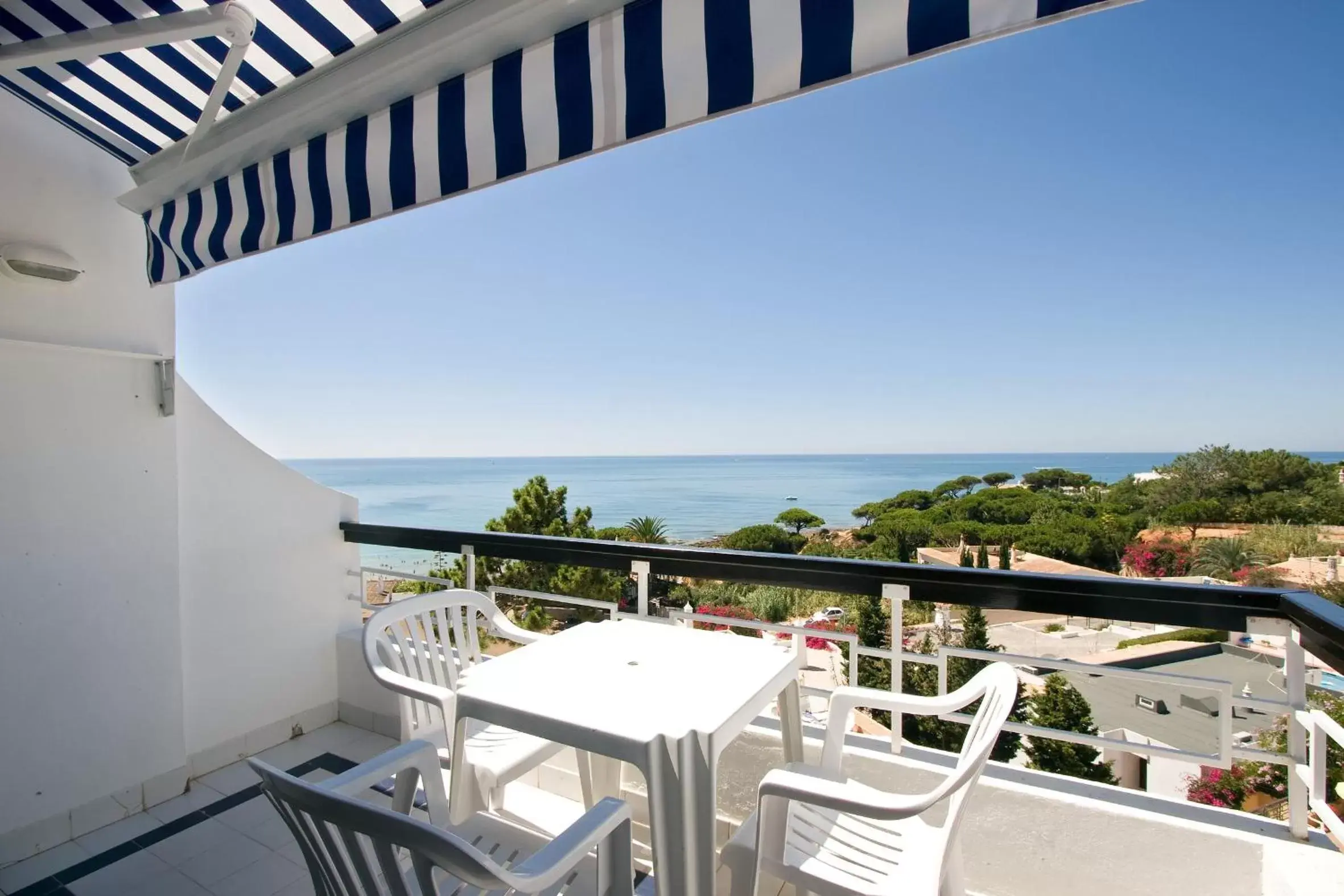 Balcony/Terrace in Apartamentos Do Parque