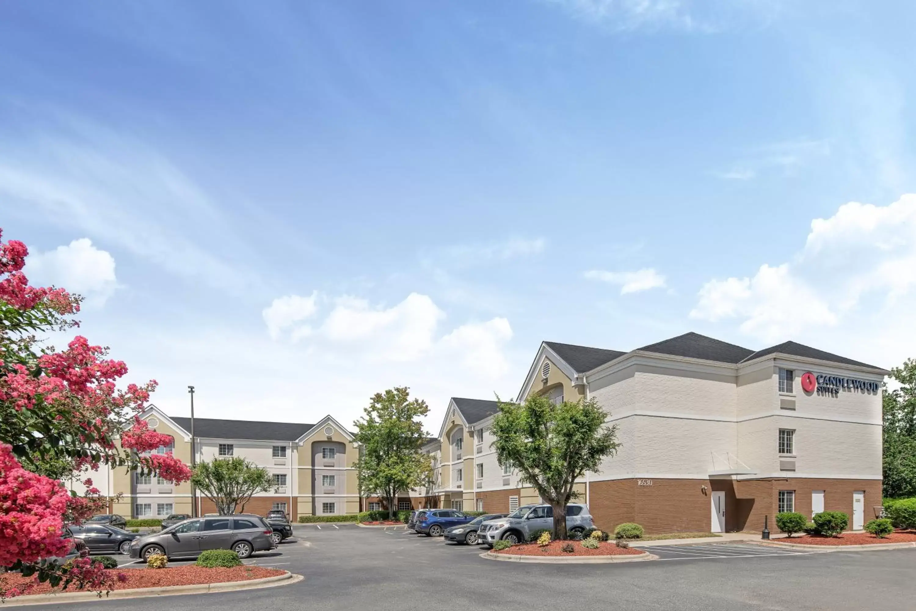 Property Building in Candlewood Suites Huntersville-Lake Norman Area, an IHG Hotel