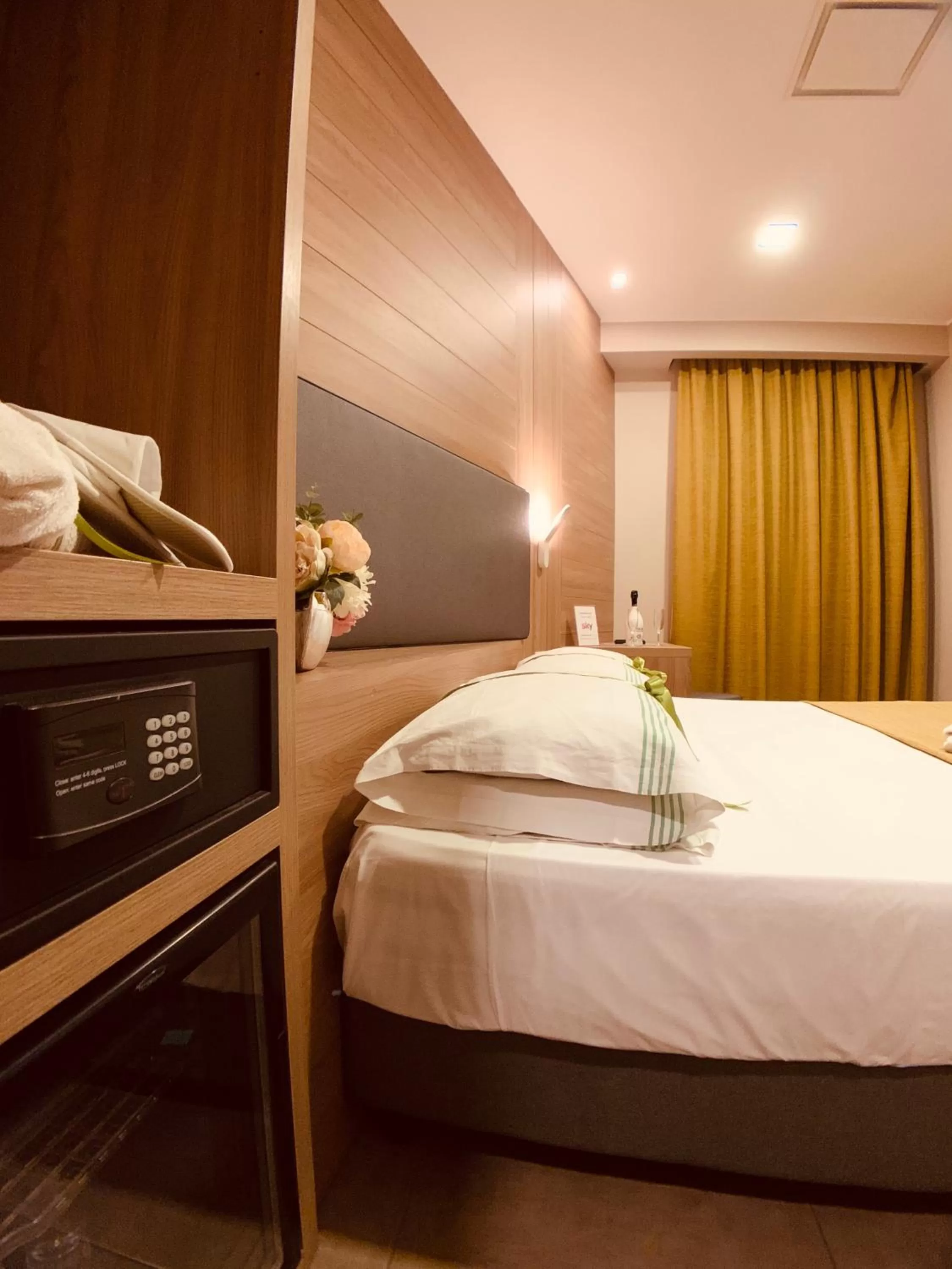 Photo of the whole room, Bed in Hotel Smeraldo