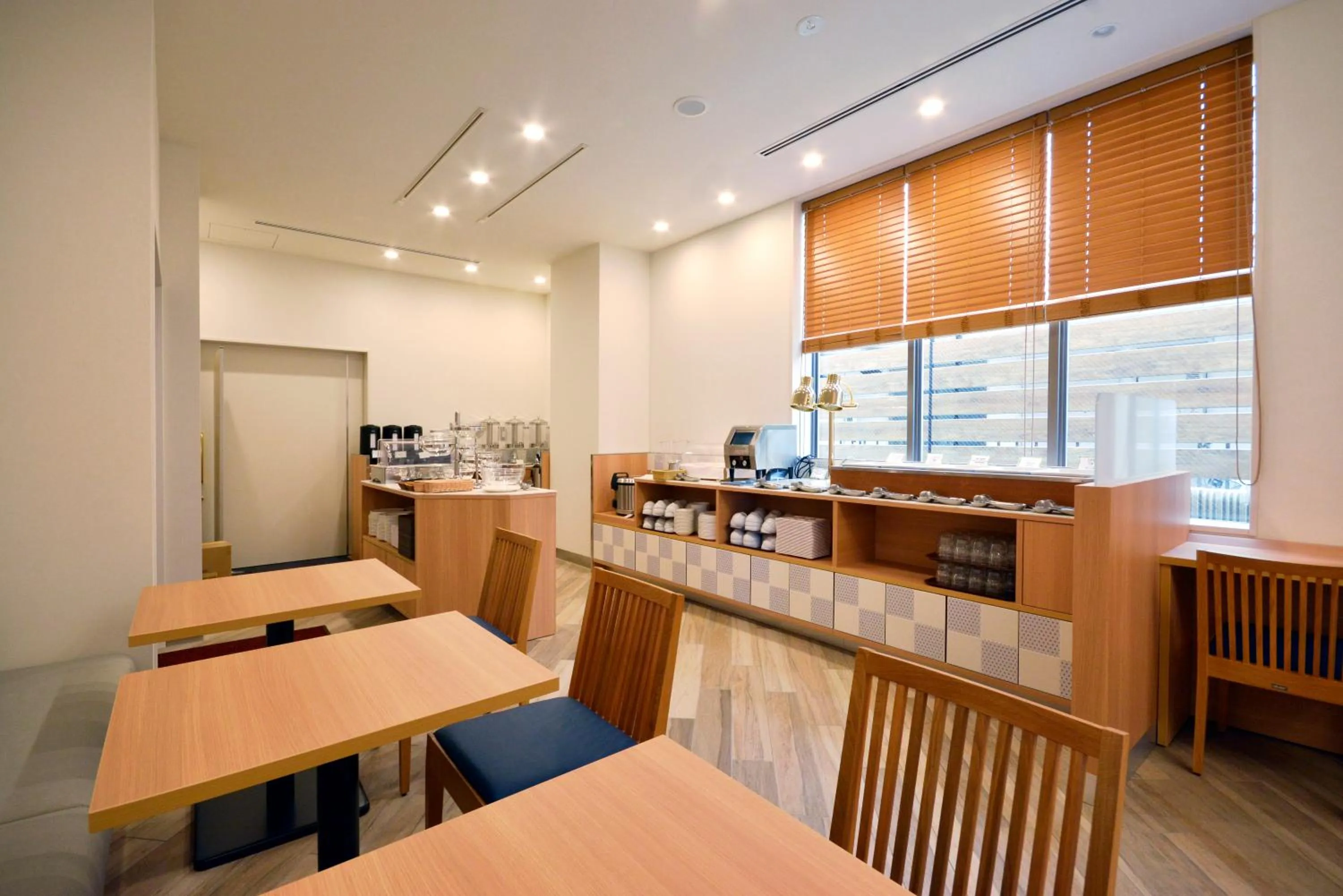 Breakfast in Rembrandt Style Tokyo Nishikasai Grande