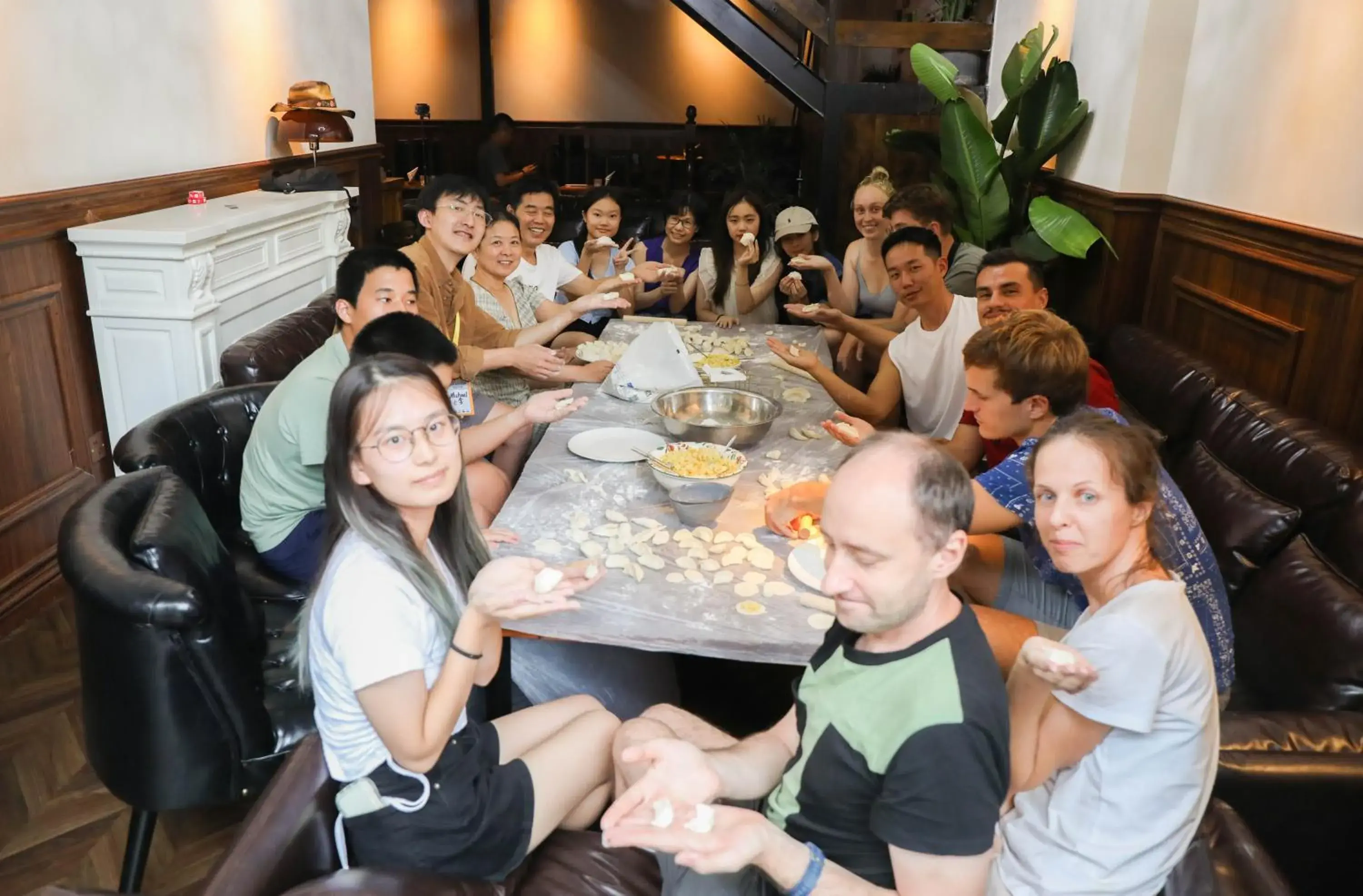 Activities in Chengdu BANG Bar&Hostel （Lazybones hostel）