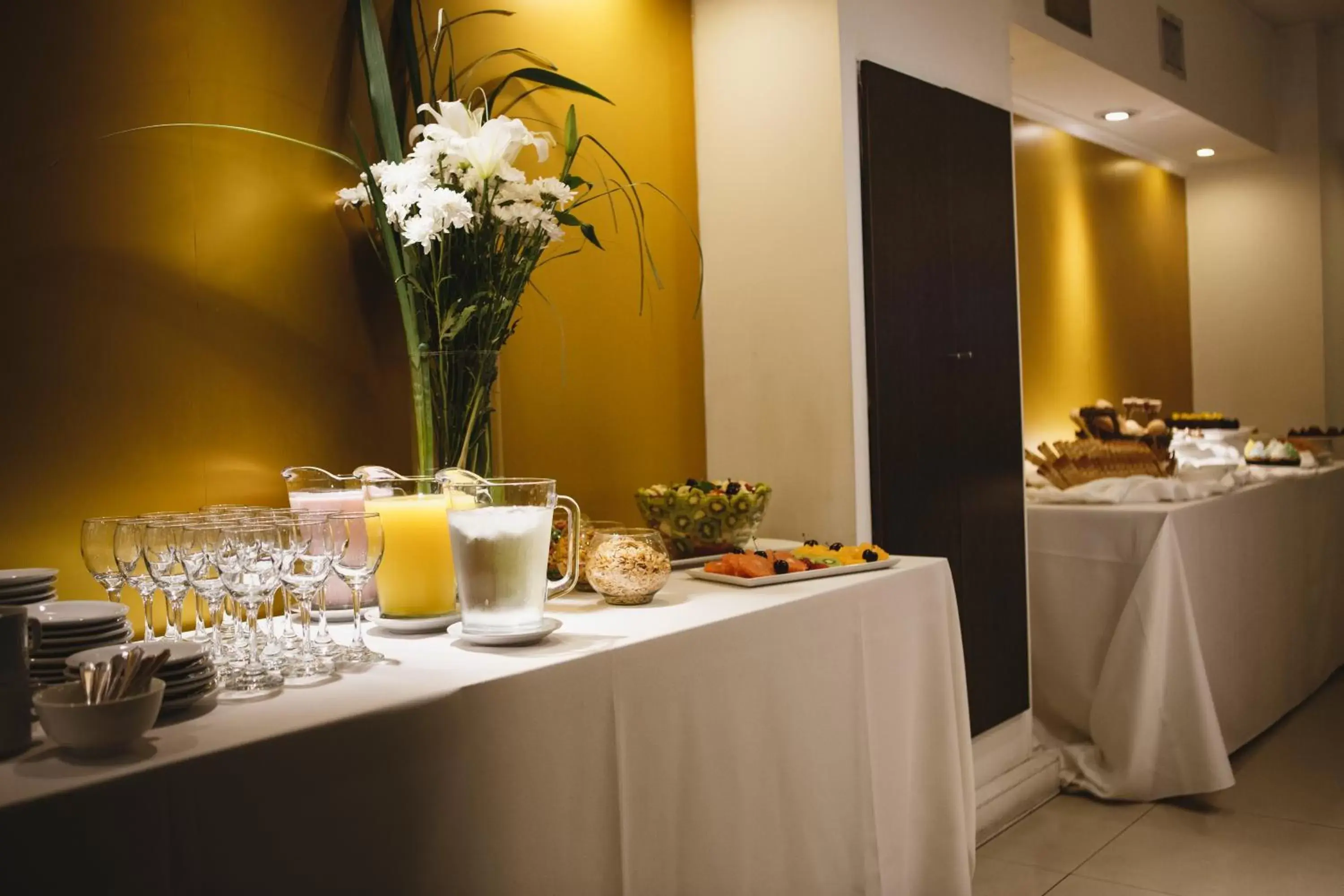 Food and drinks, Food in Ker Urquiza Hotel