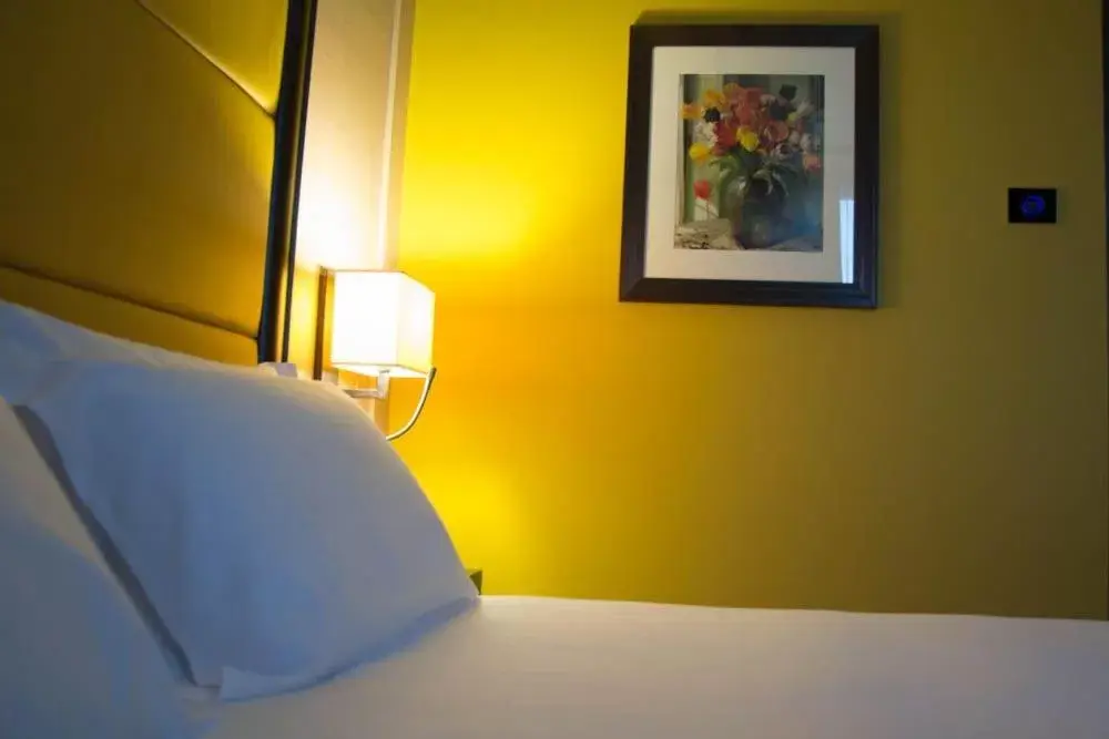 Bedroom, Bed in Palace Hotel Legnano Bedroom, Bed in Palace Hotel Legnano