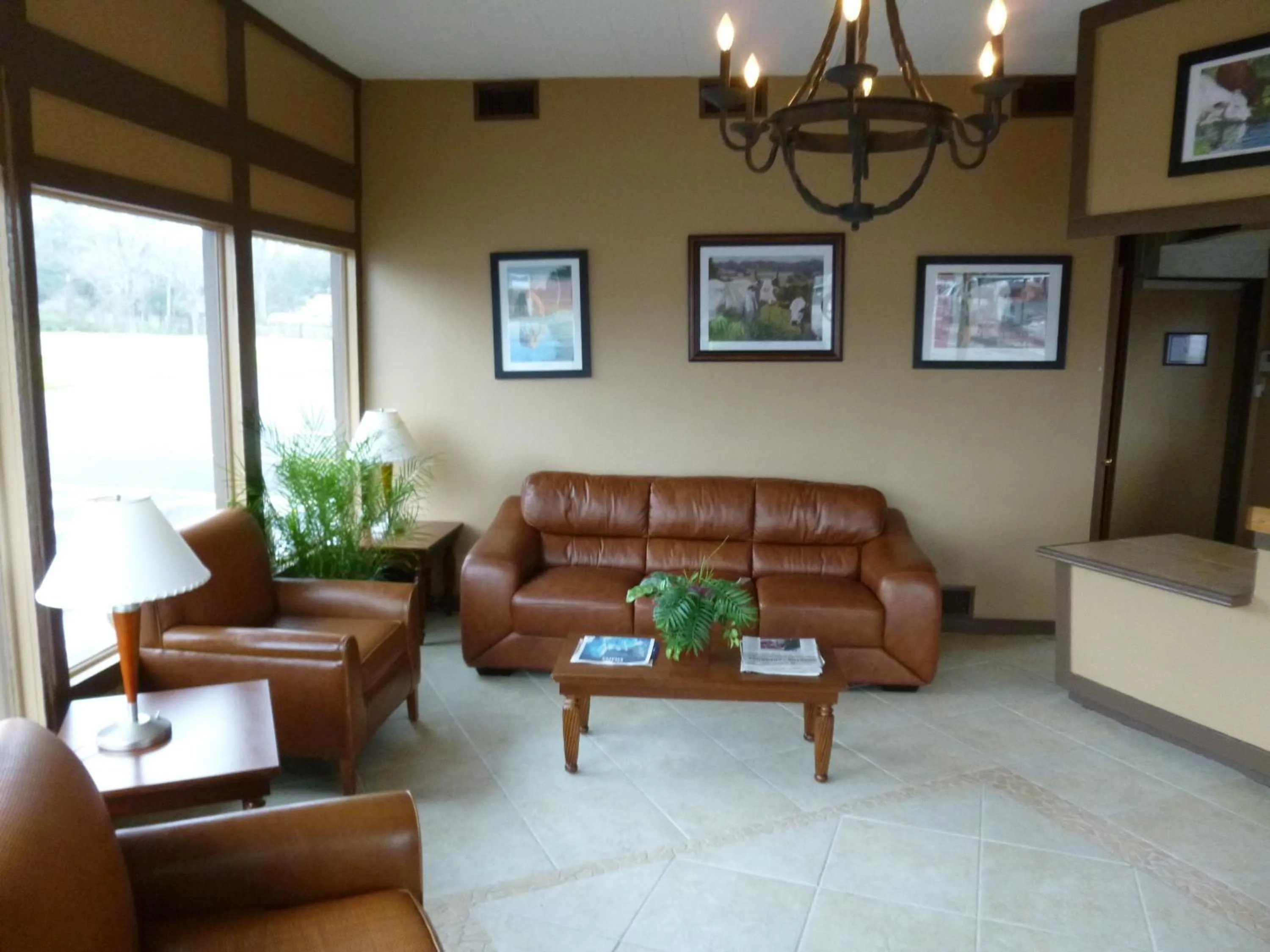 Lobby or reception in Alvin Extended Stay