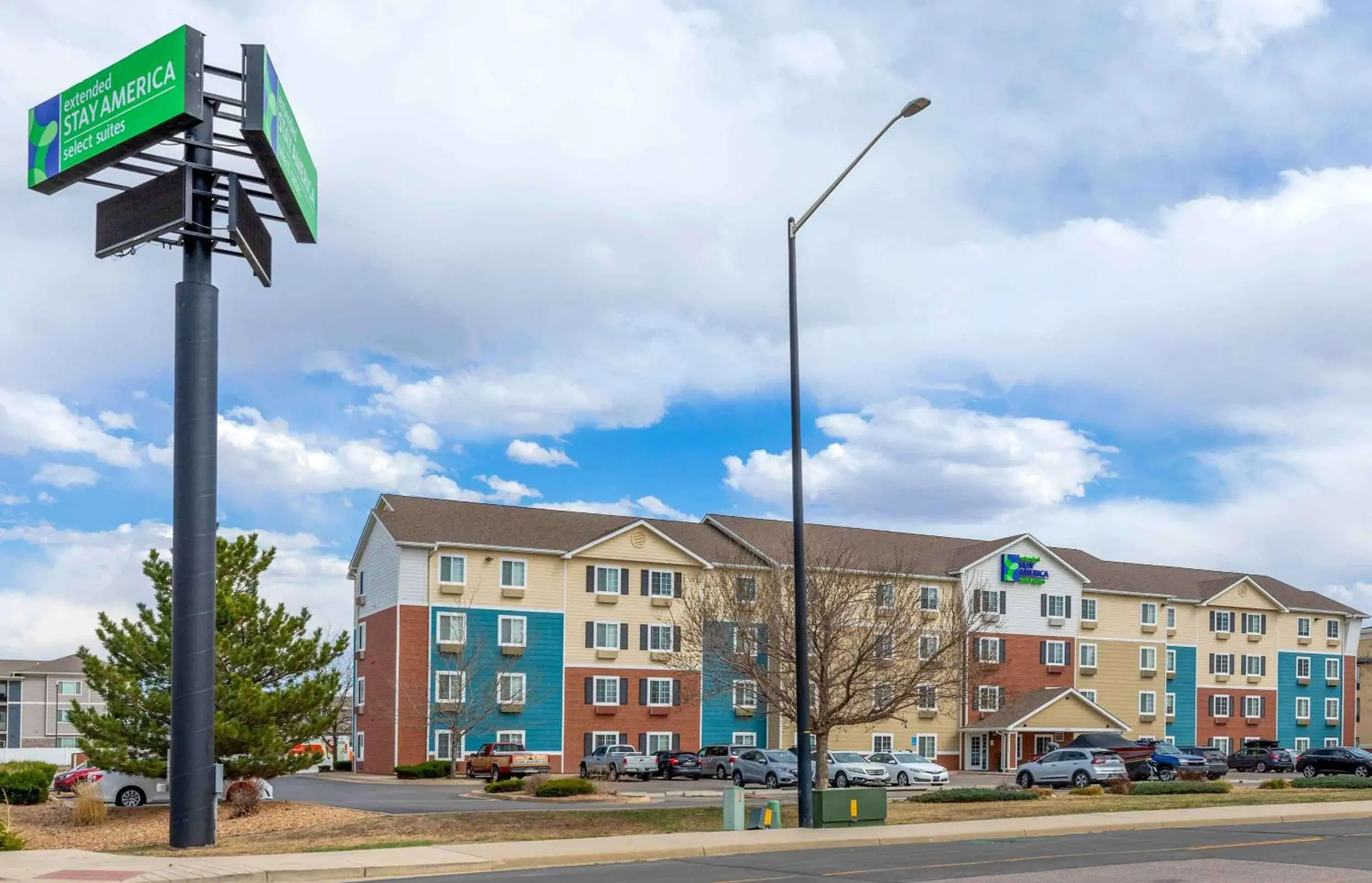 Property Building in Extended Stay America Select Suites - Firestone