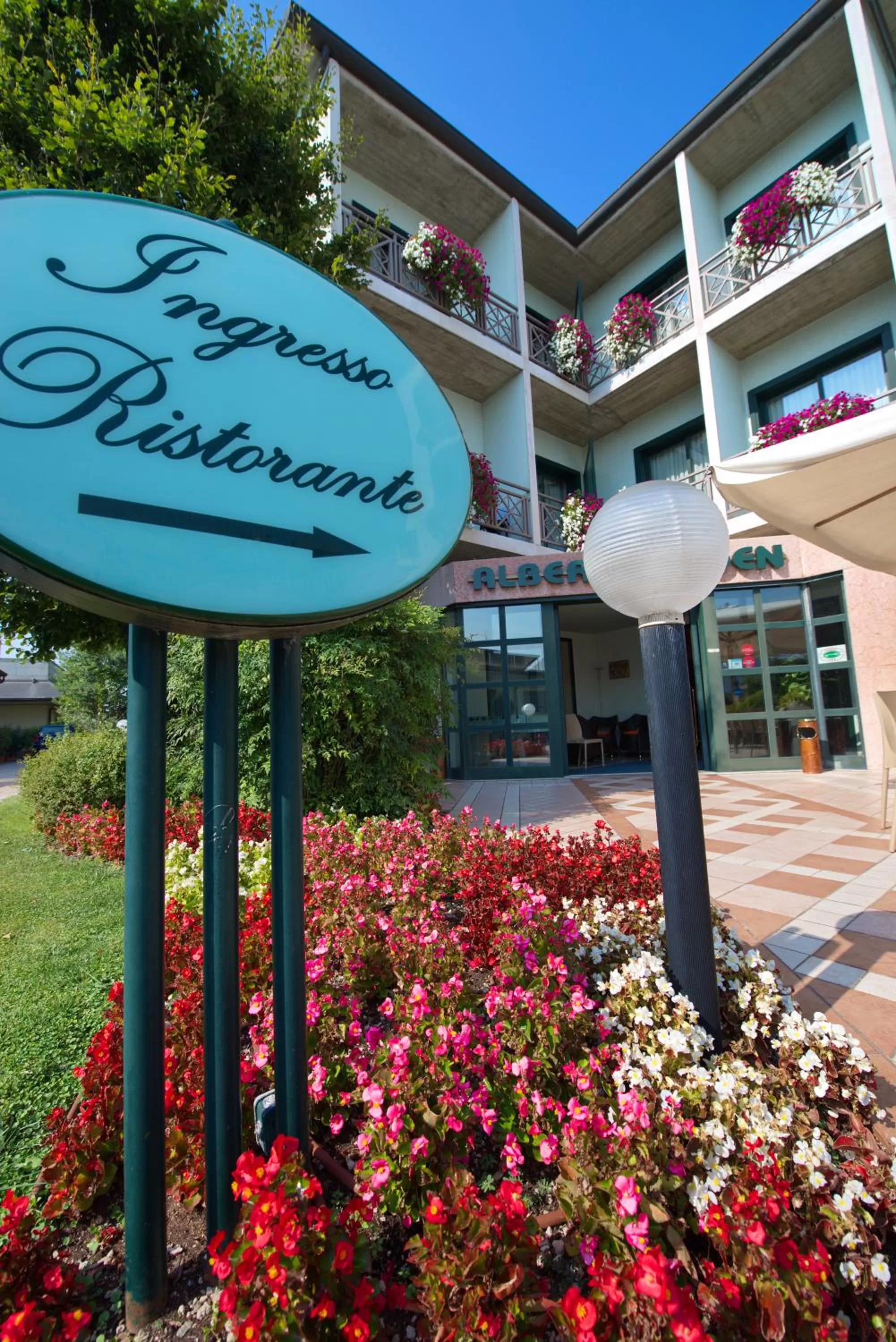 Facade/entrance in Hotel Eden