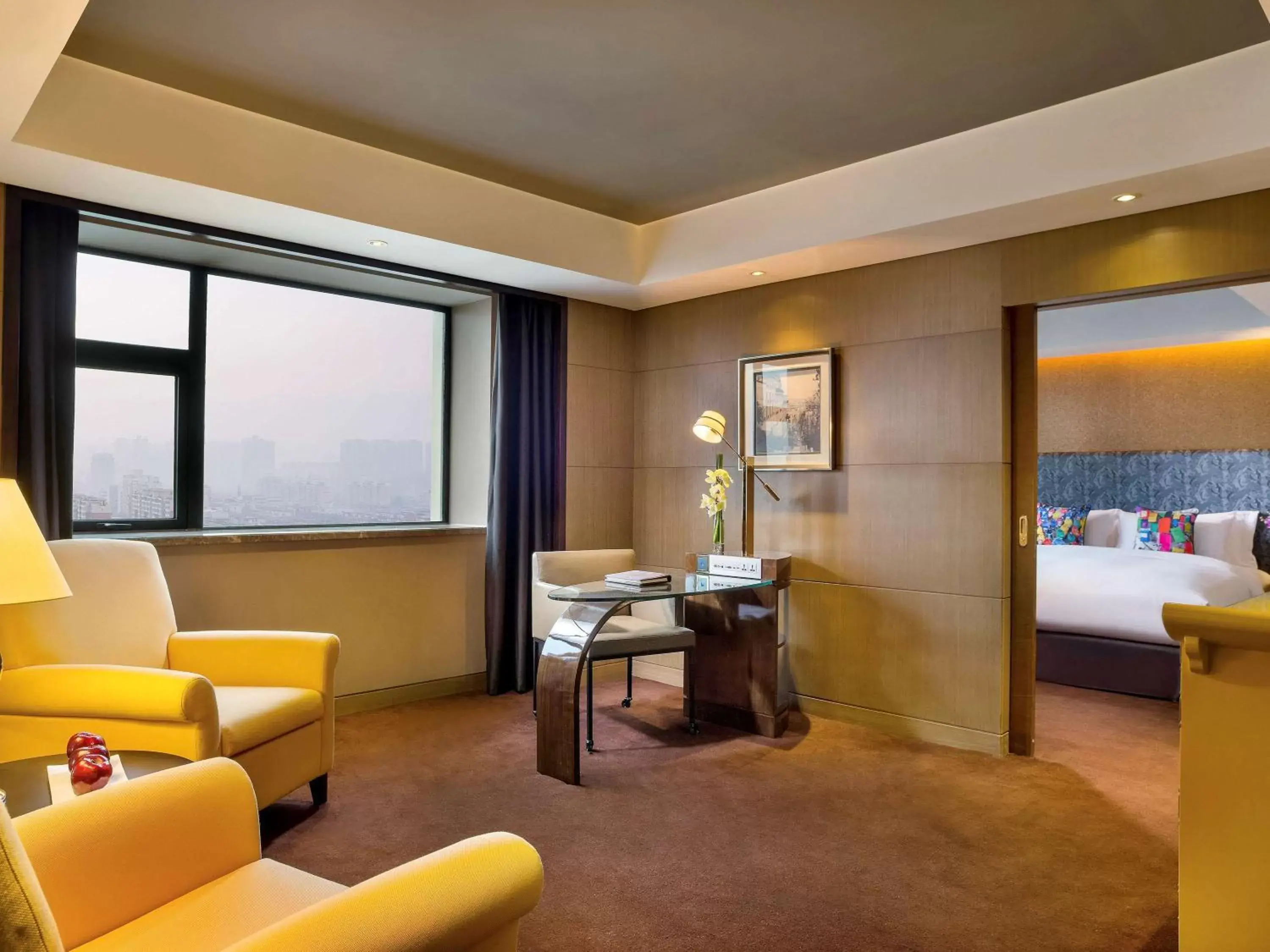 Photo of the whole room in Sofitel Zhengzhou International