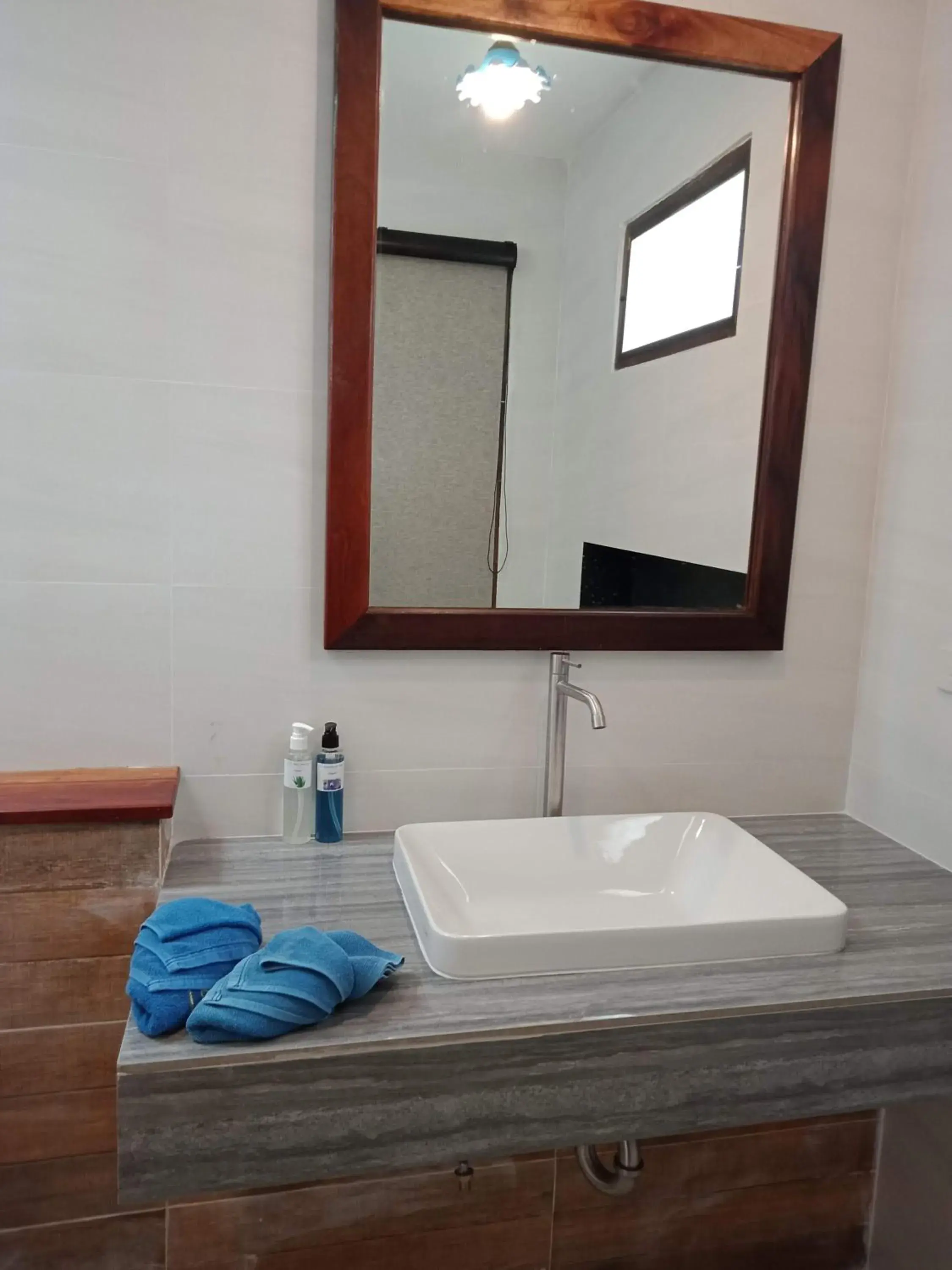 Area and facilities, Bathroom in D.R. Lanta Bay Resort