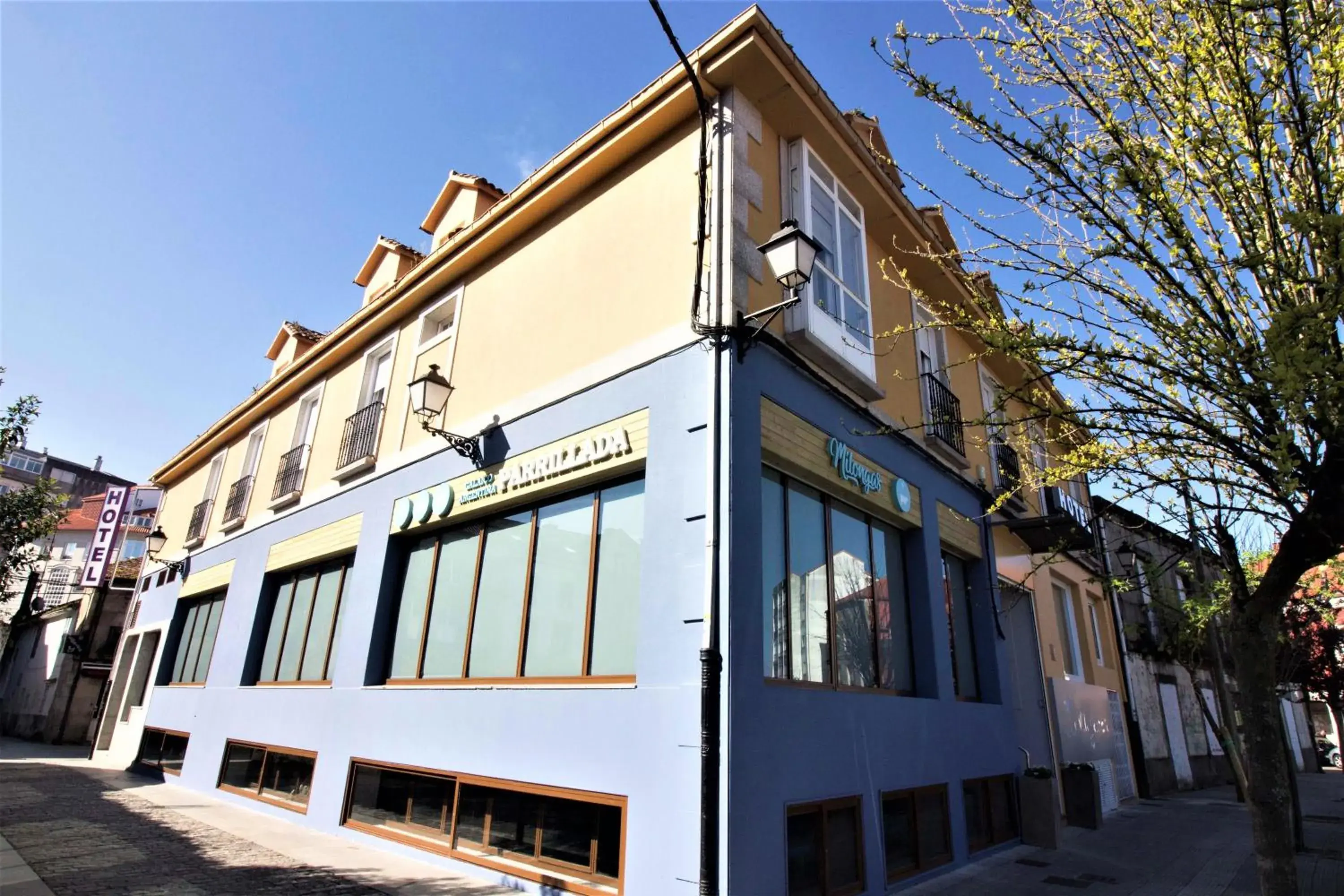 Facade/entrance, Property Building in Hotel Vilagarcia