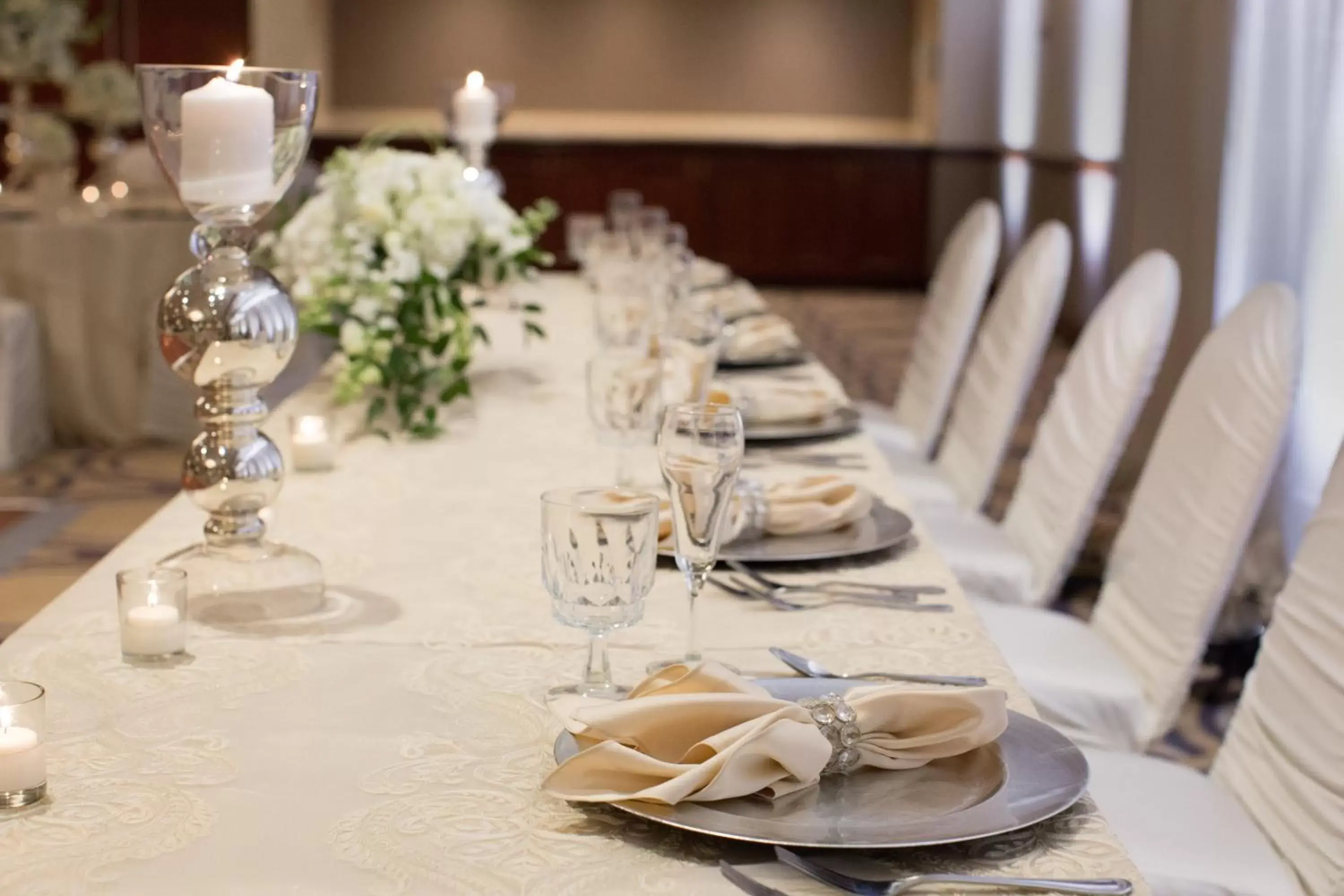 Banquet/Function facilities, Restaurant/Places to Eat in Holiday Inn Dayton/Fairborn I-675, an IHG Hotel