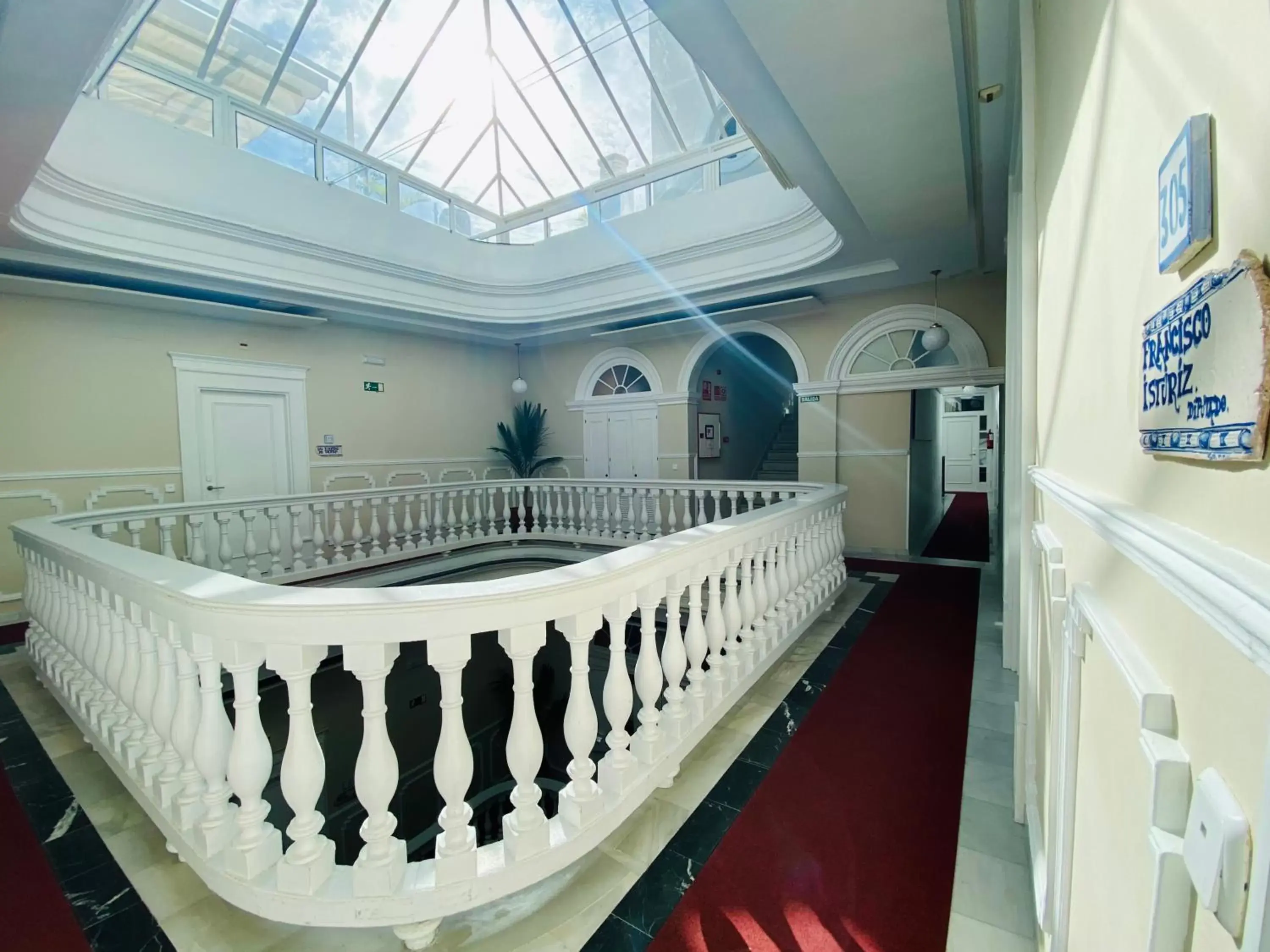 Property building in Hotel Las Cortes De Cádiz