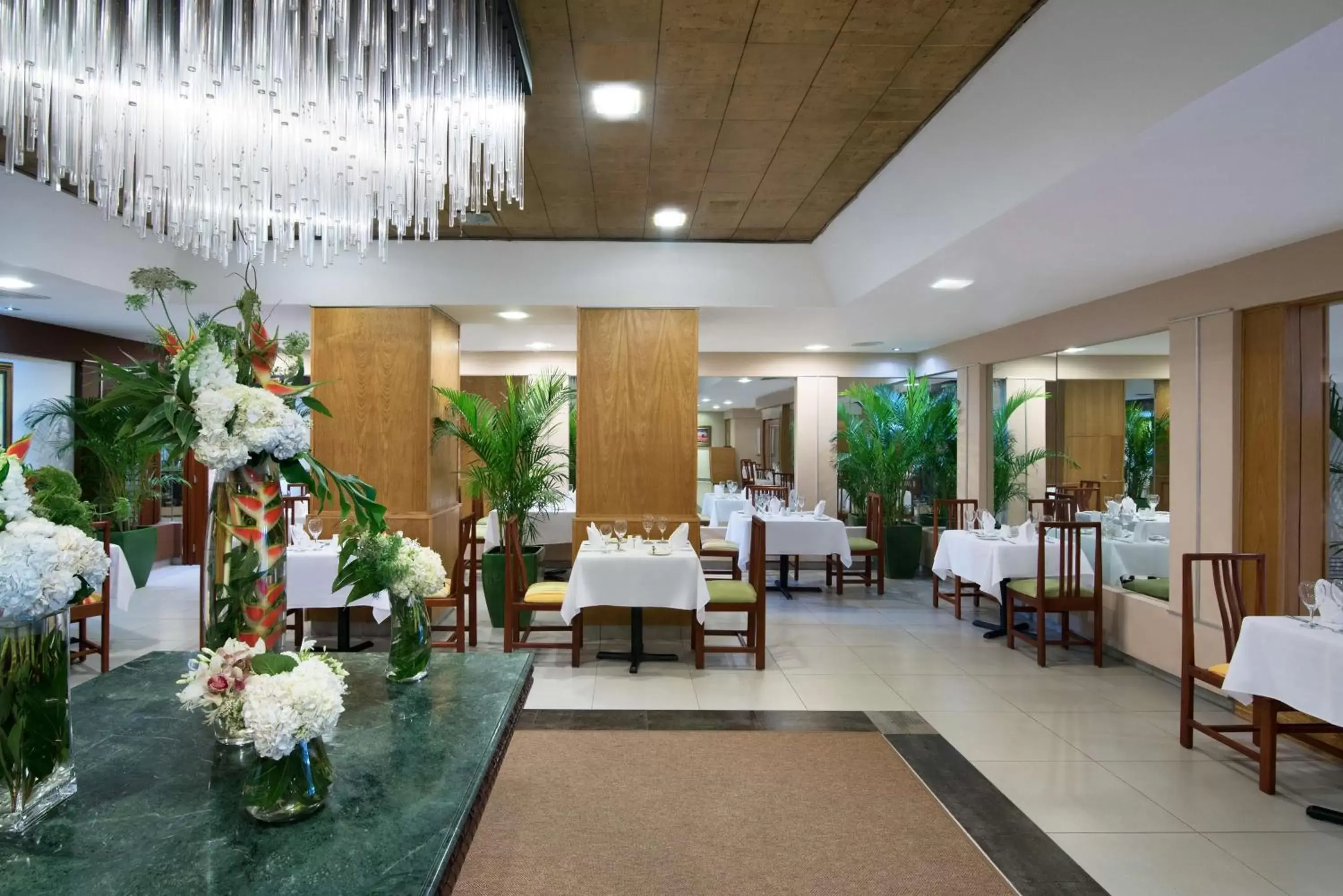 Restaurant/Places to Eat in Radisson Hotel Santo Domingo