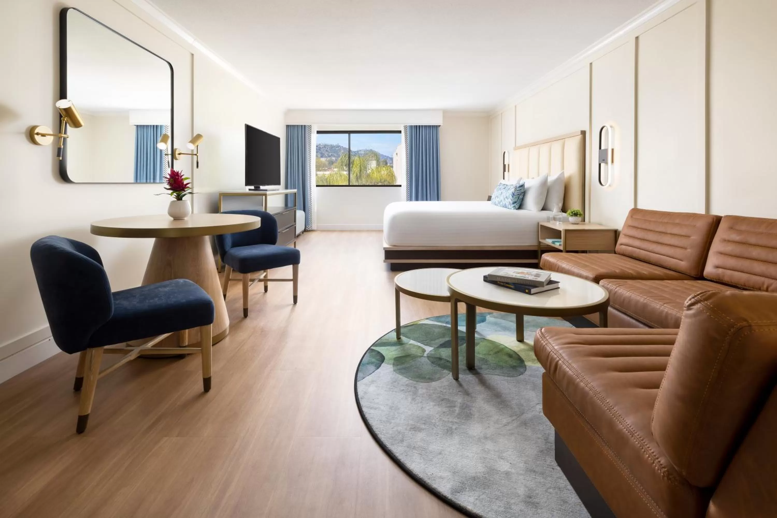 Photo of the whole room in The Anza-a Calabasas Hotel