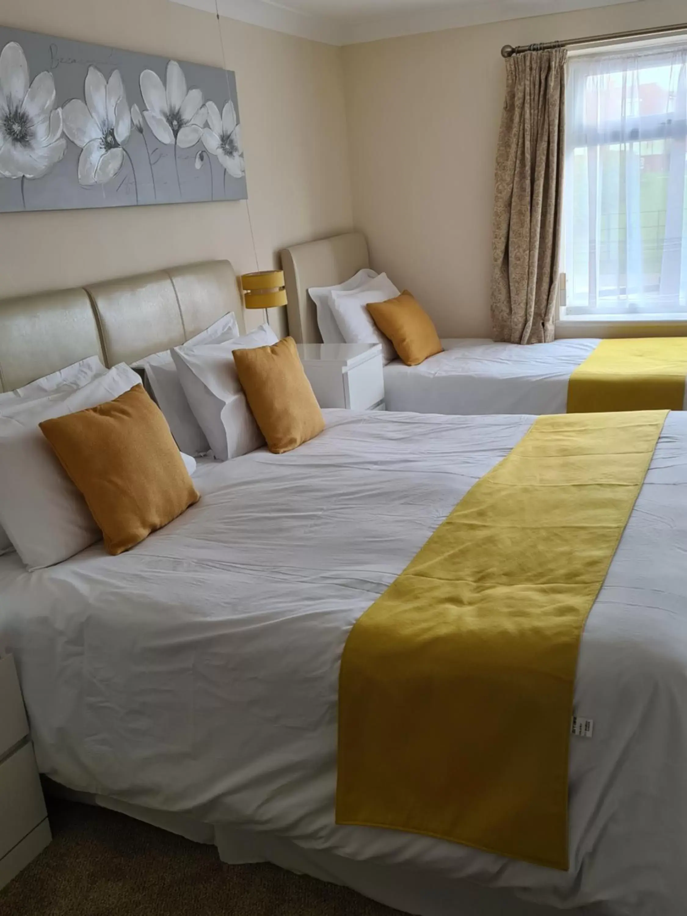 Bedroom, Bed in Chilton Villa B&B