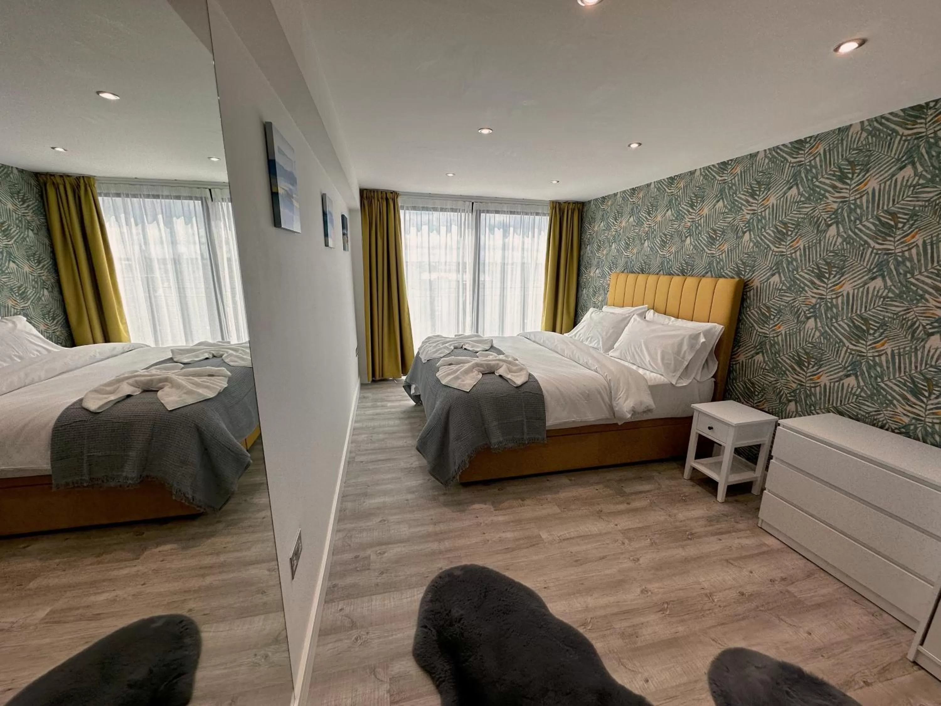 Bed in The Atlantis - Tower Apartments