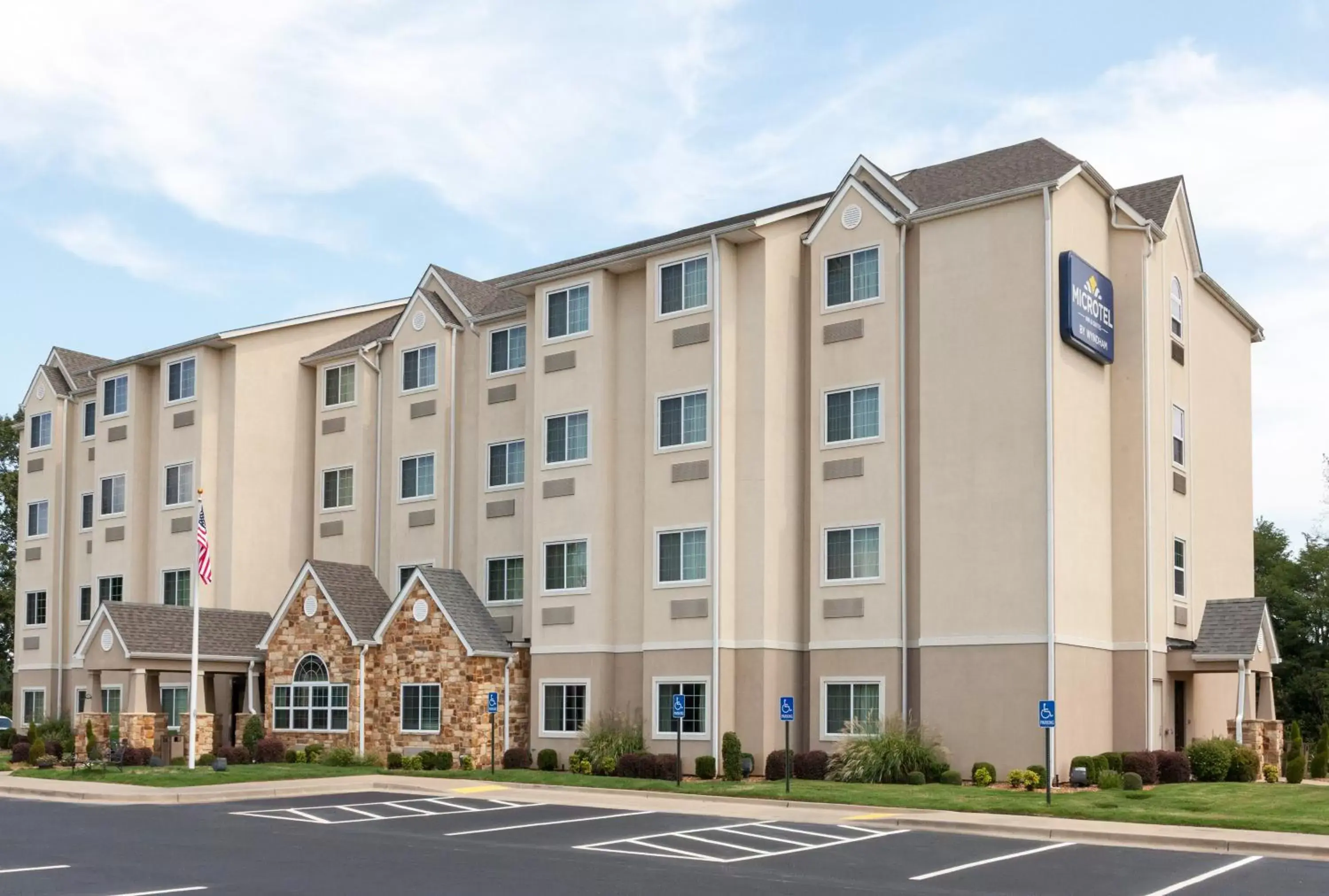 Facade/entrance, Property Building in Microtel Inn & Suites by Wyndham Searcy