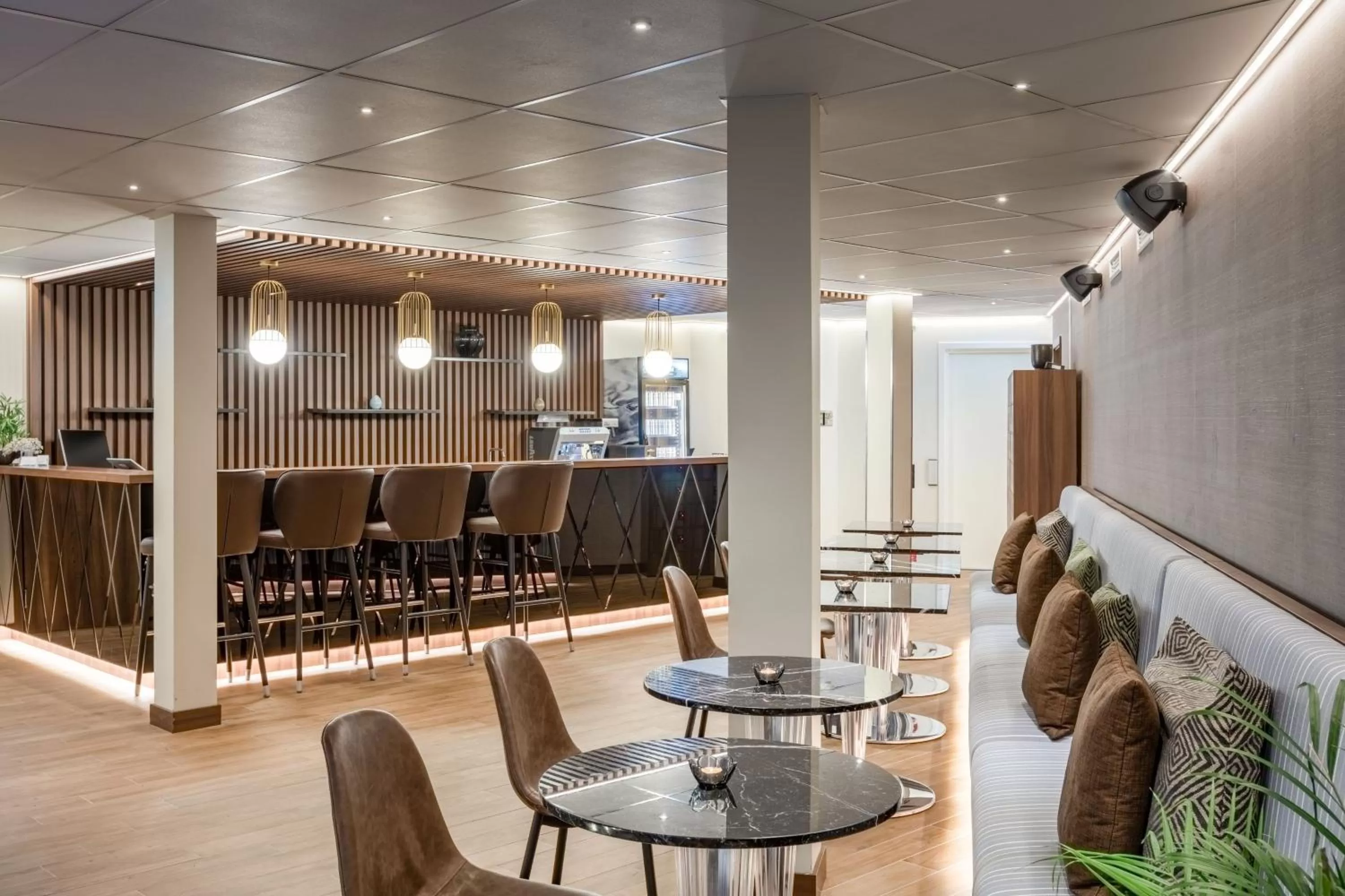 Restaurant/places to eat in AC Hotel by Marriott Stockholm Ulriksdal