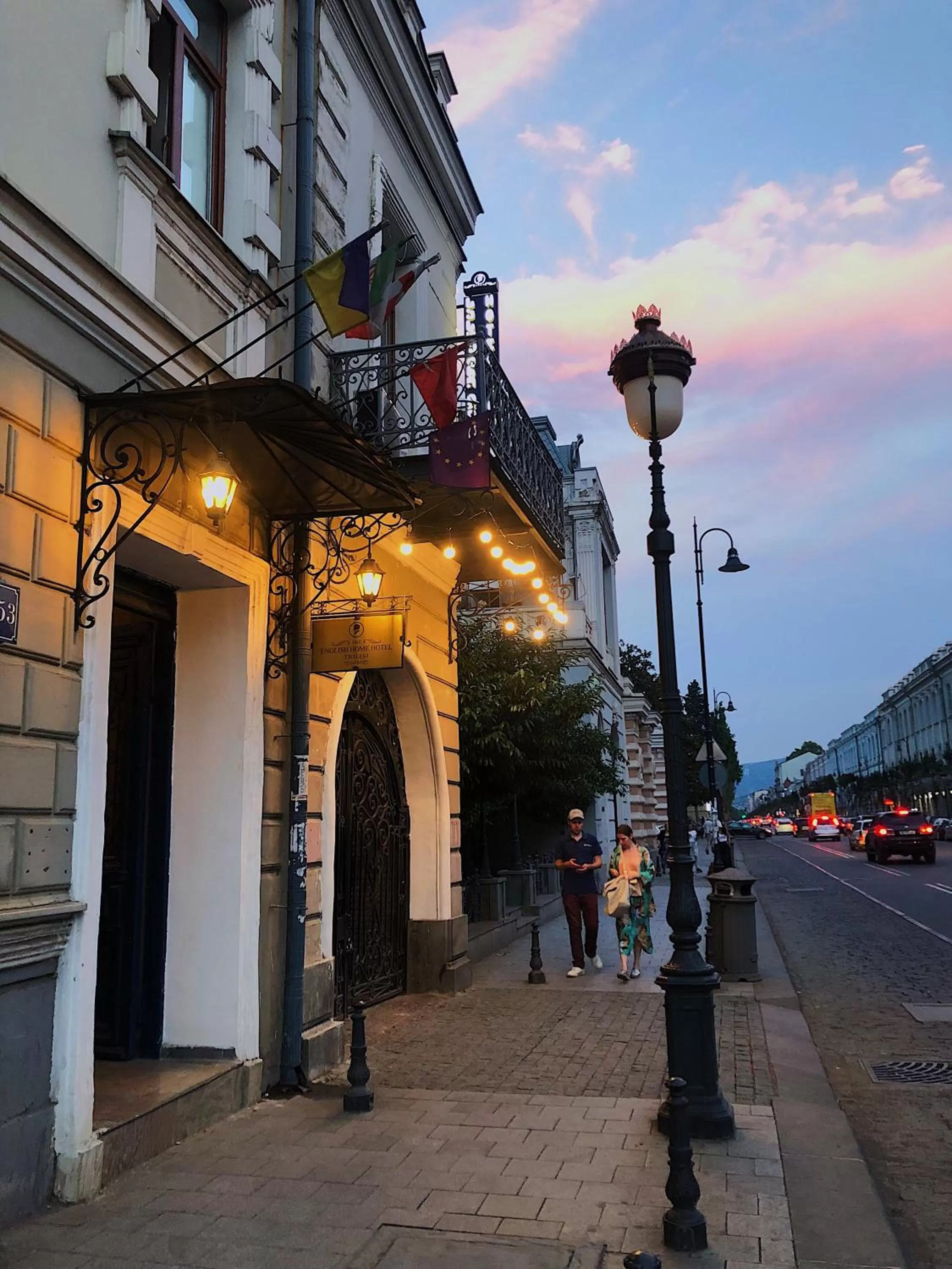 Facade/entrance in English Home Hotel Tbilisi