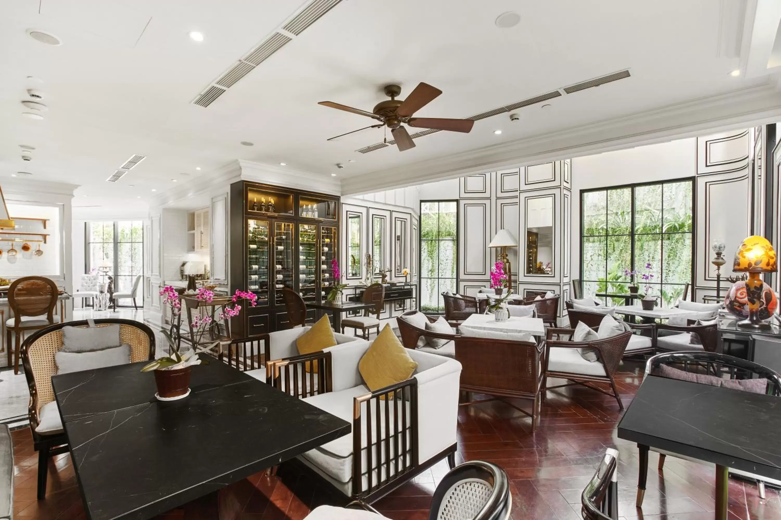 Restaurant/Places to Eat in Bach Suites Saigon, a Member of Design Hotels