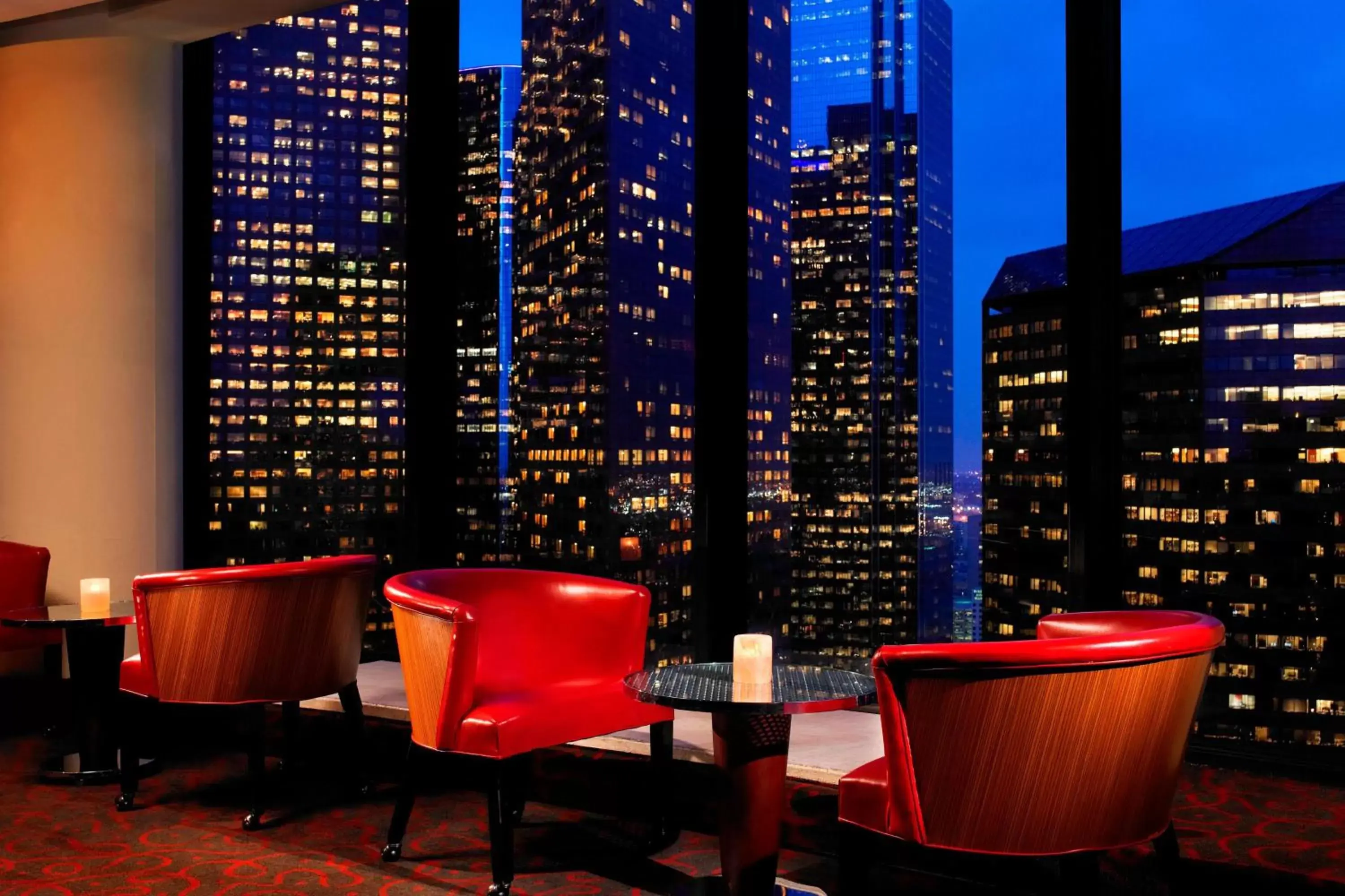 Lounge or bar in The Westin Bonaventure Hotel & Suites, Los Angeles