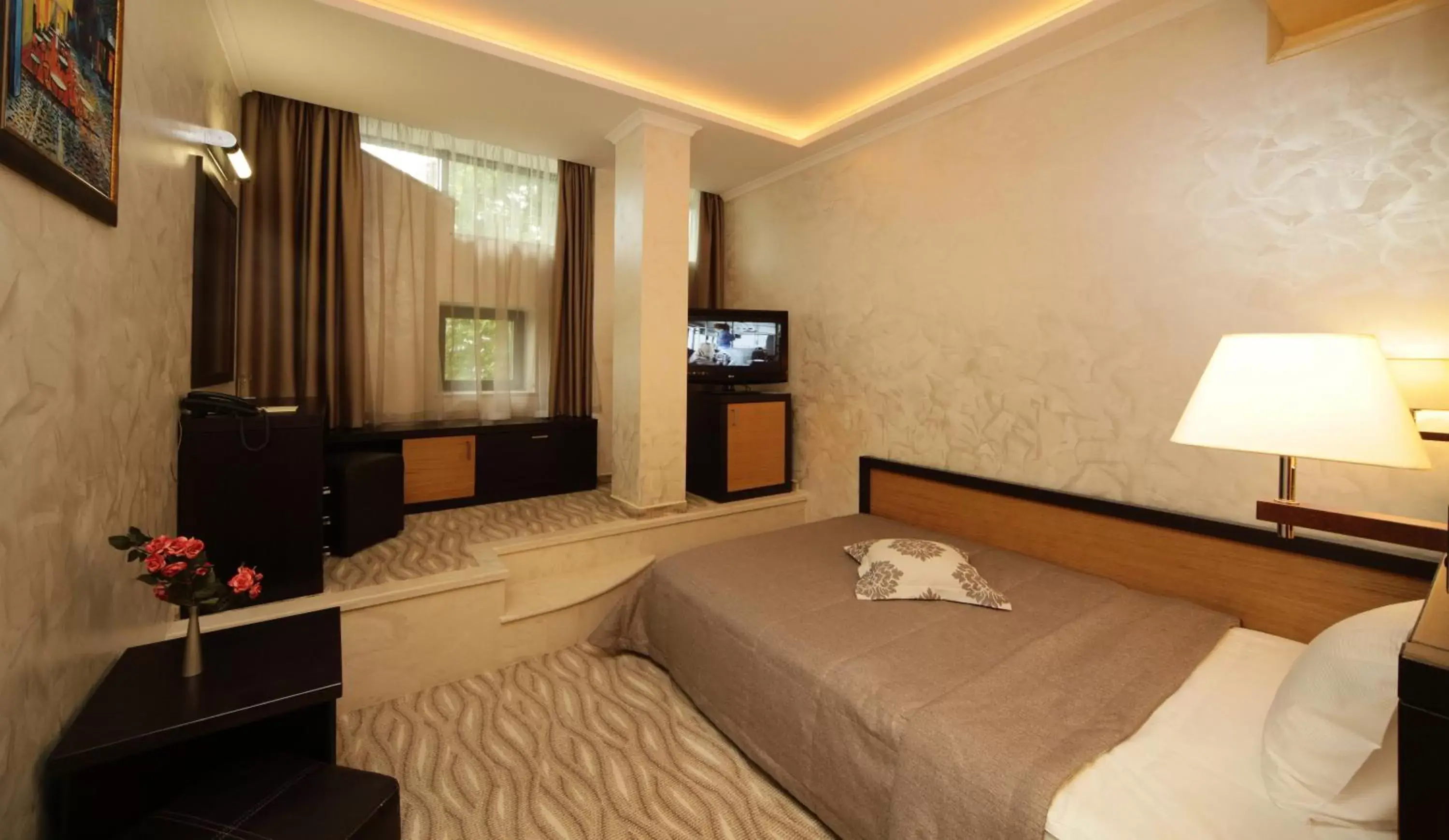 TV and multimedia, Bed in Efbet Hotel