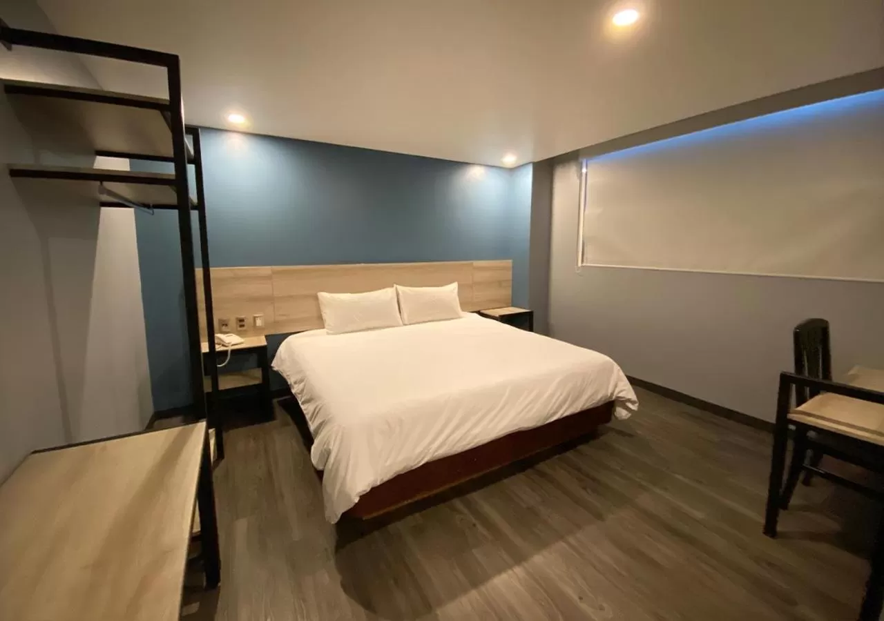 Photo of the whole room, Bed in Hotel Estrella de Oriente