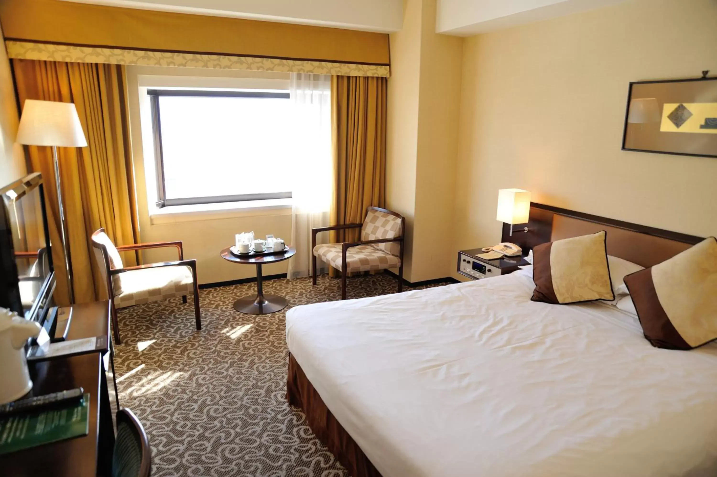 Photo of the whole room, Bed in Hotel New Otani Nagaoka