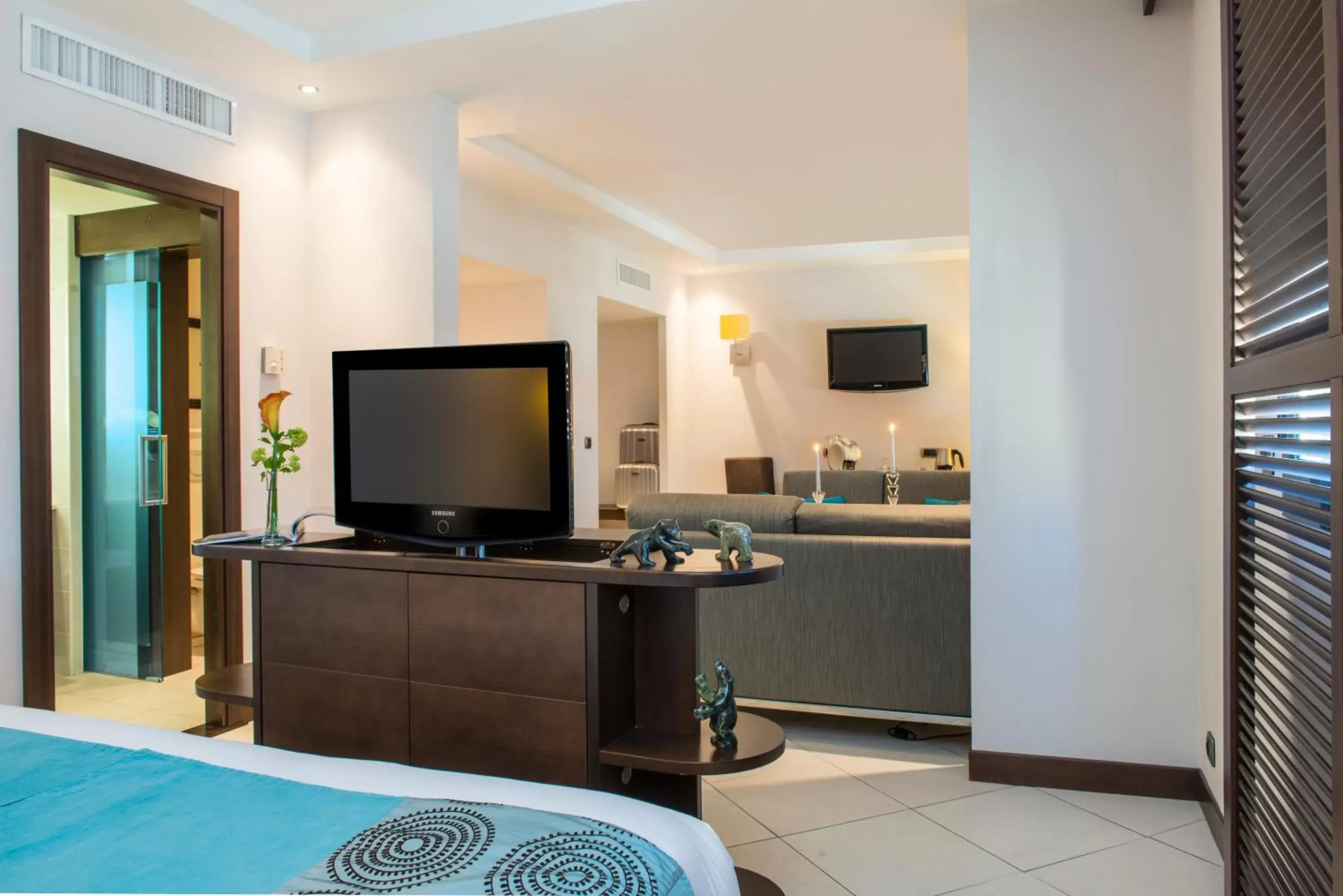 Bedroom, TV/Entertainment Center in Hotel Aston La Scala