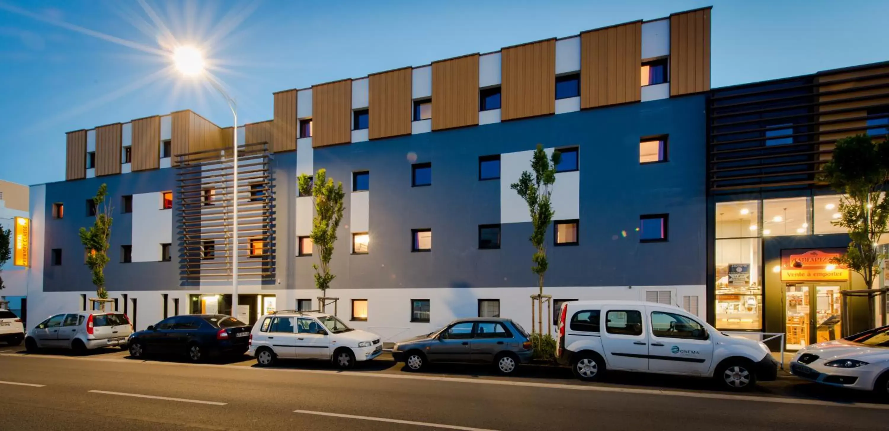 Facade/entrance, Property Building in Première Classe La Rochelle Centre - Les Minimes