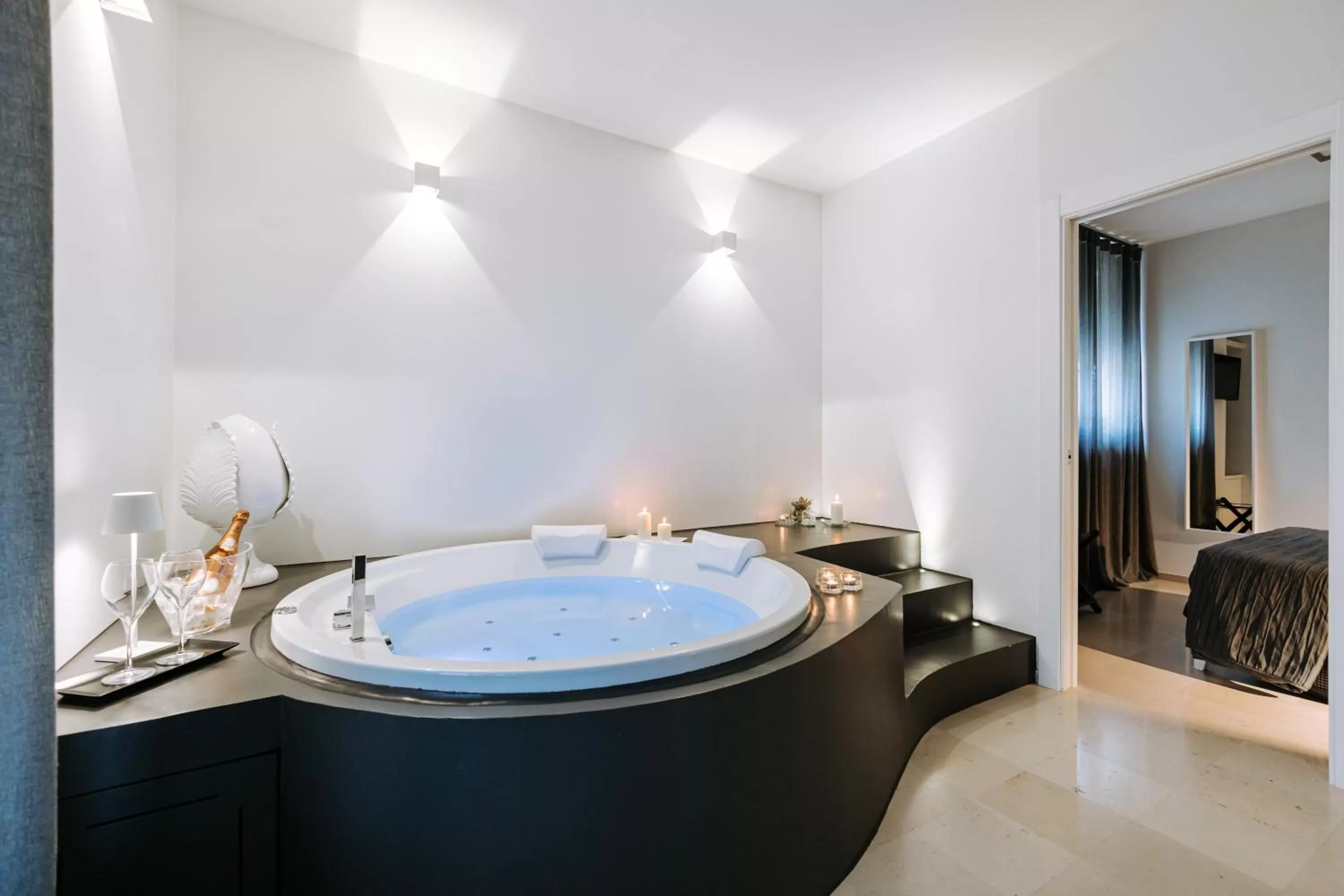 Bed in Suite1212 - Rattazzi