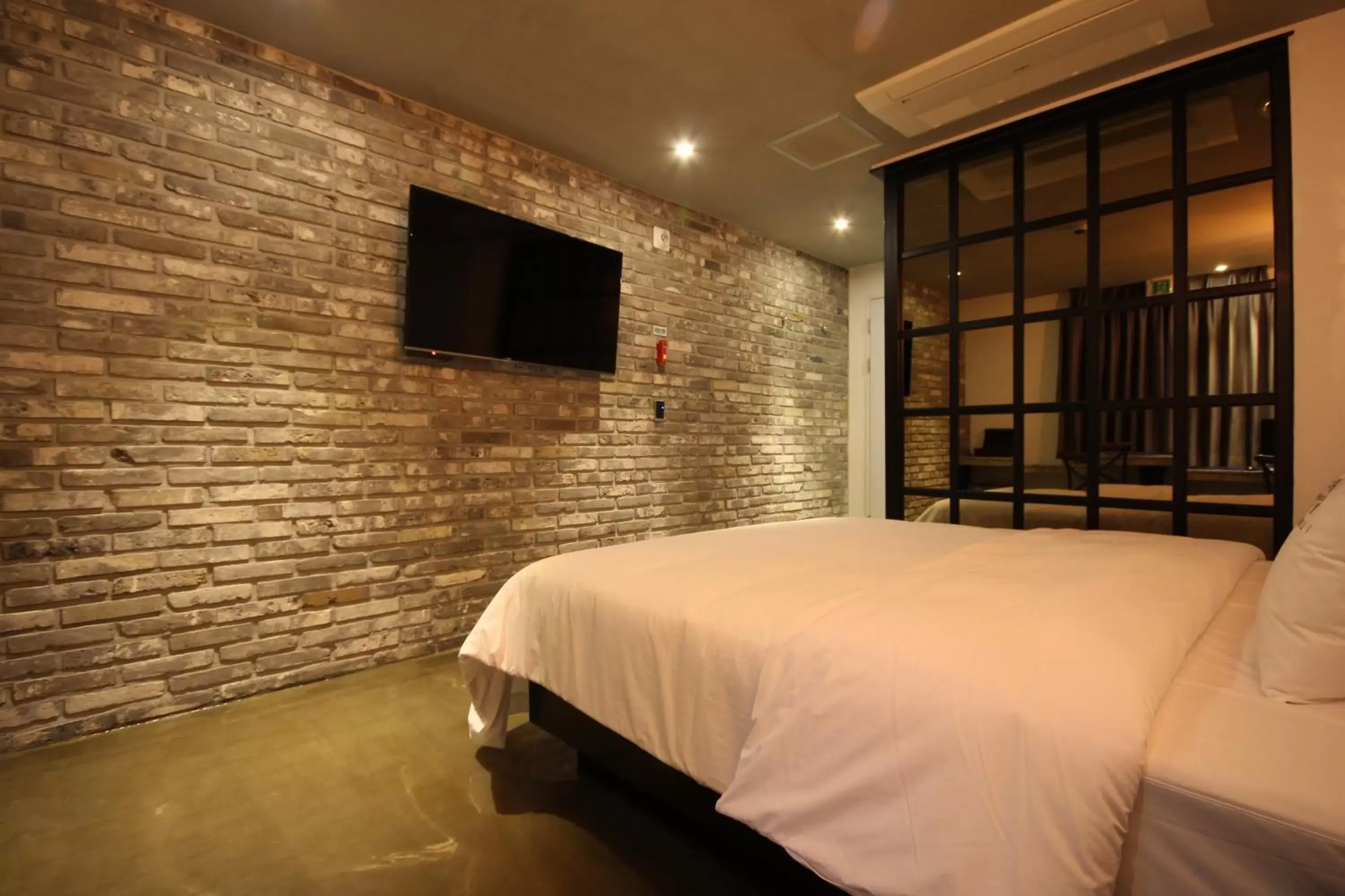 Bedroom, Bed in SOYU Hotel