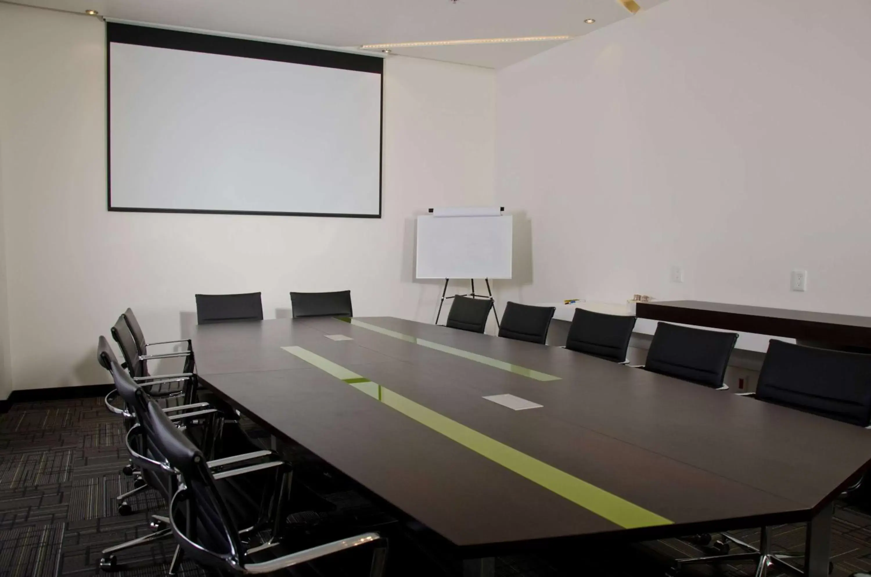 Meeting/conference room, Business Area/Conference Room in Ramada Encore by Wyndham San Luis Potosi