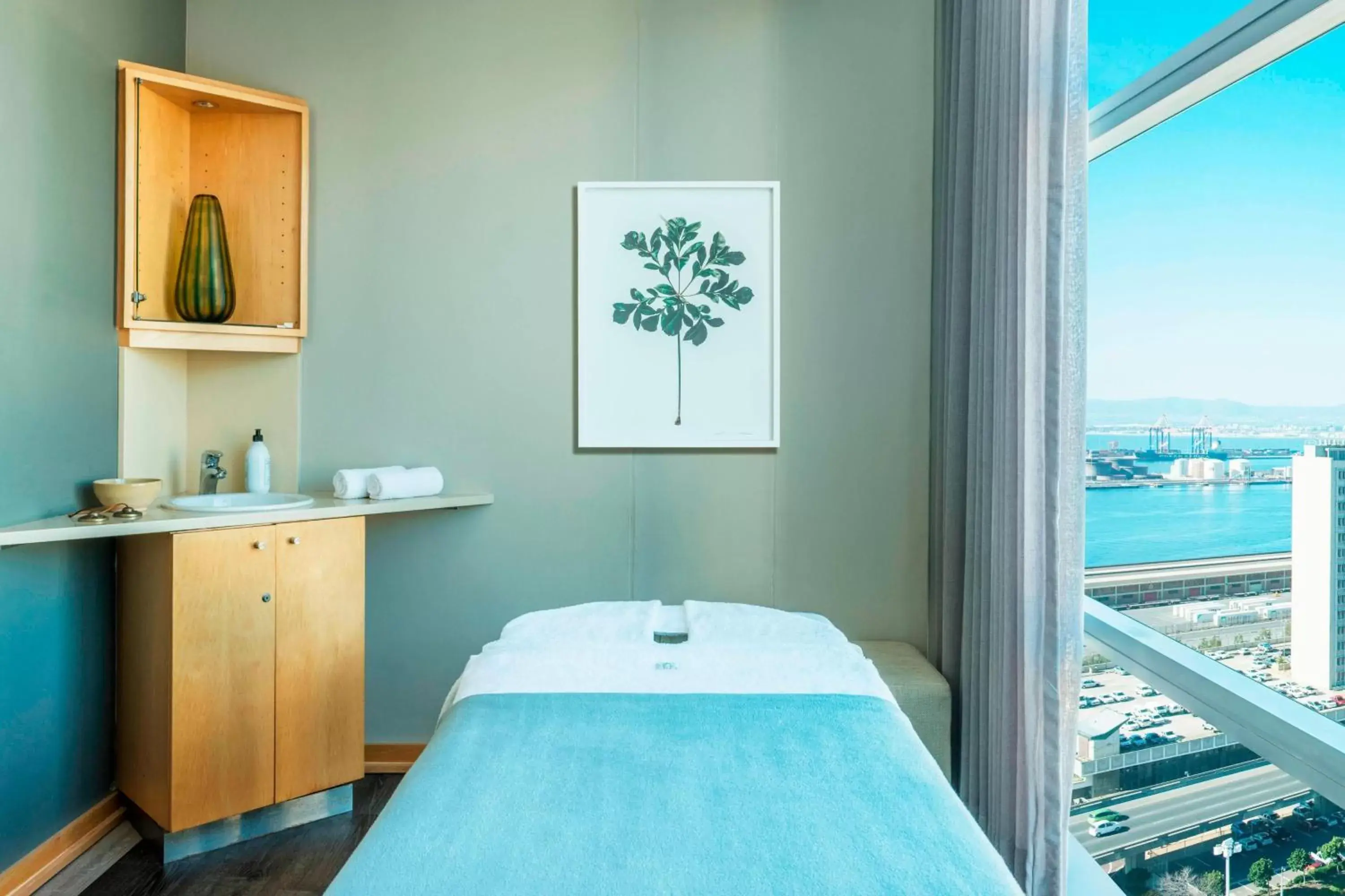 Spa and wellness centre/facilities in The Westin Cape Town