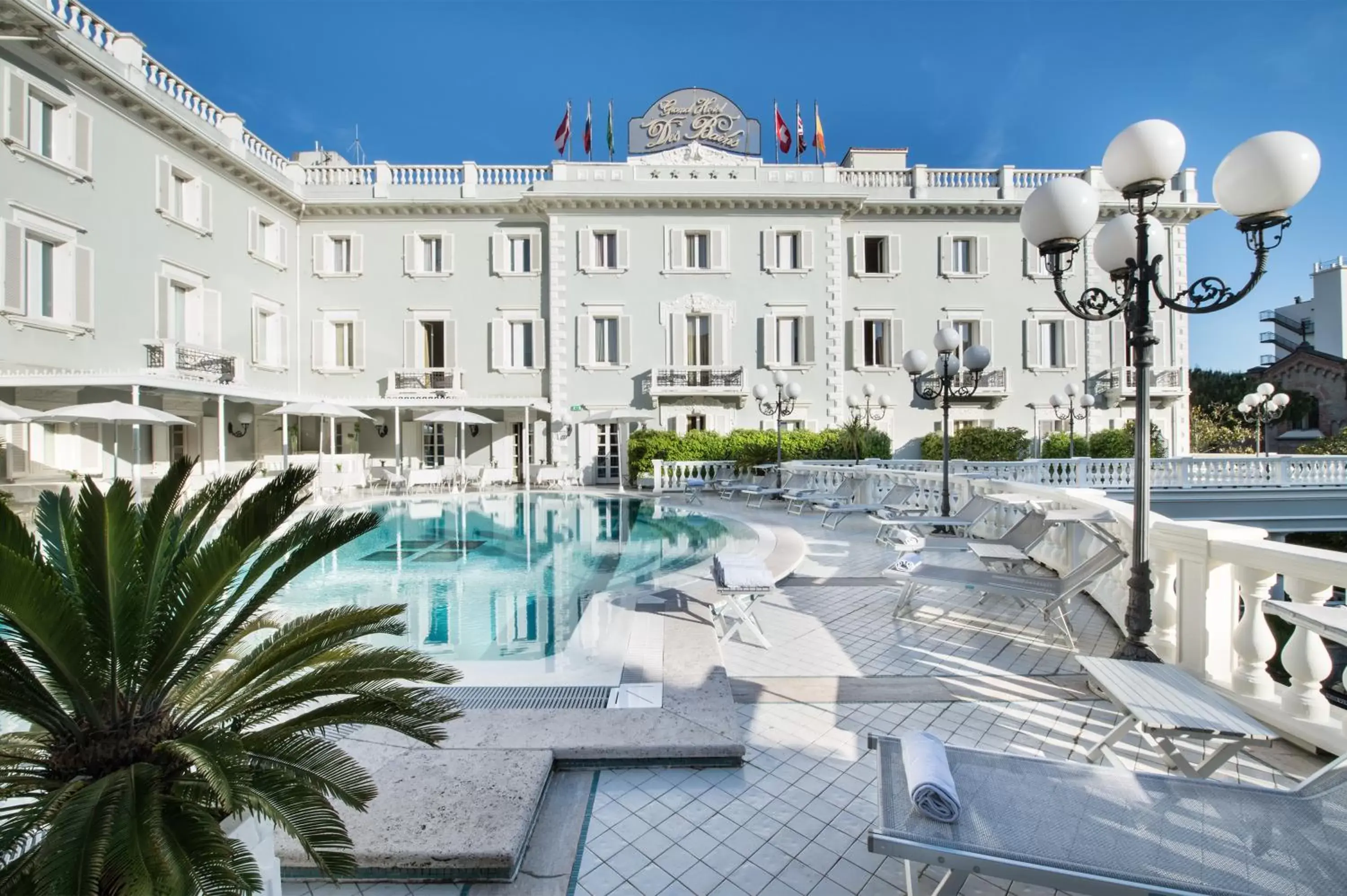 Restaurant/places to eat, Swimming Pool in Grand Hotel Des Bains