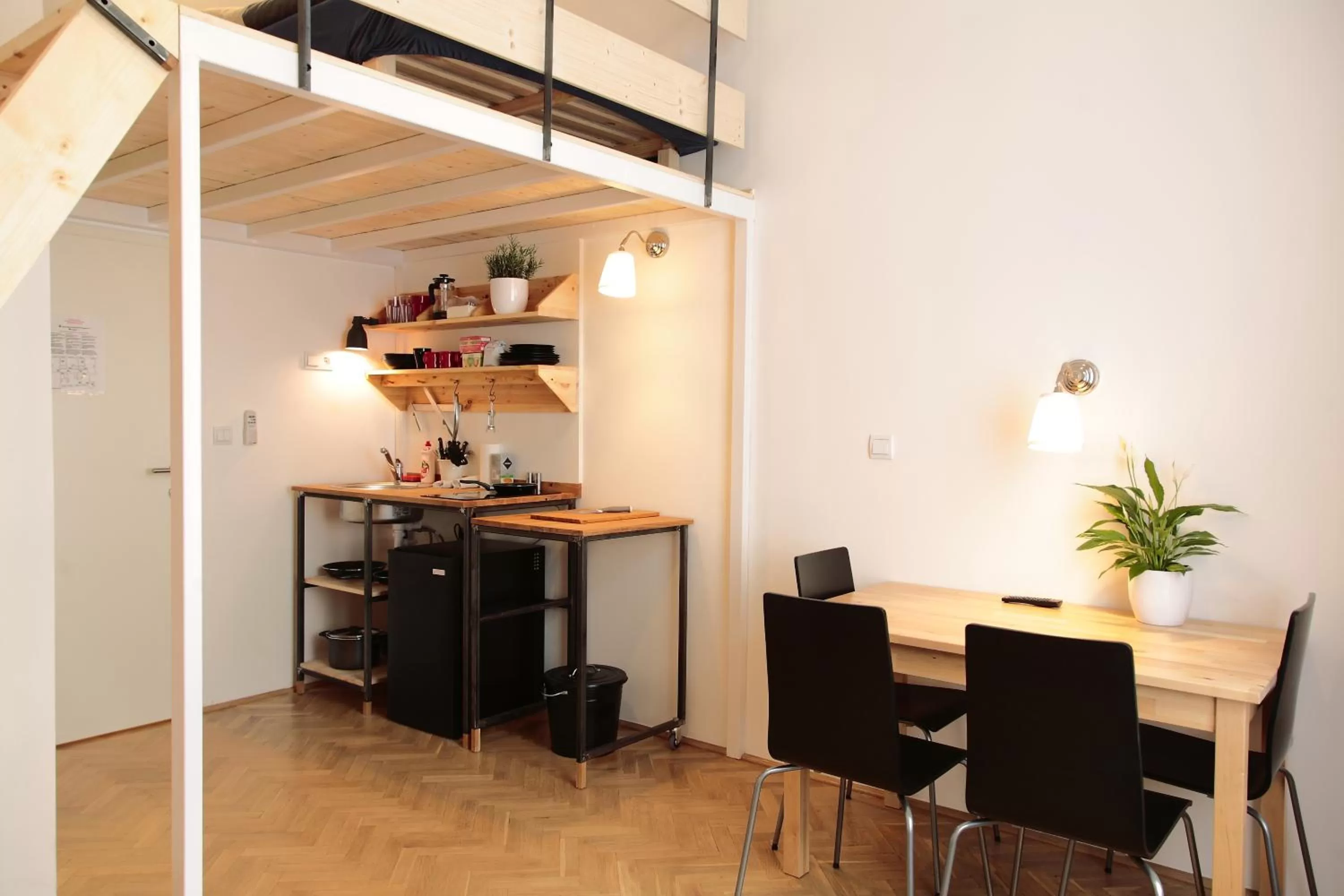 Dining area in Maverick Apartments
