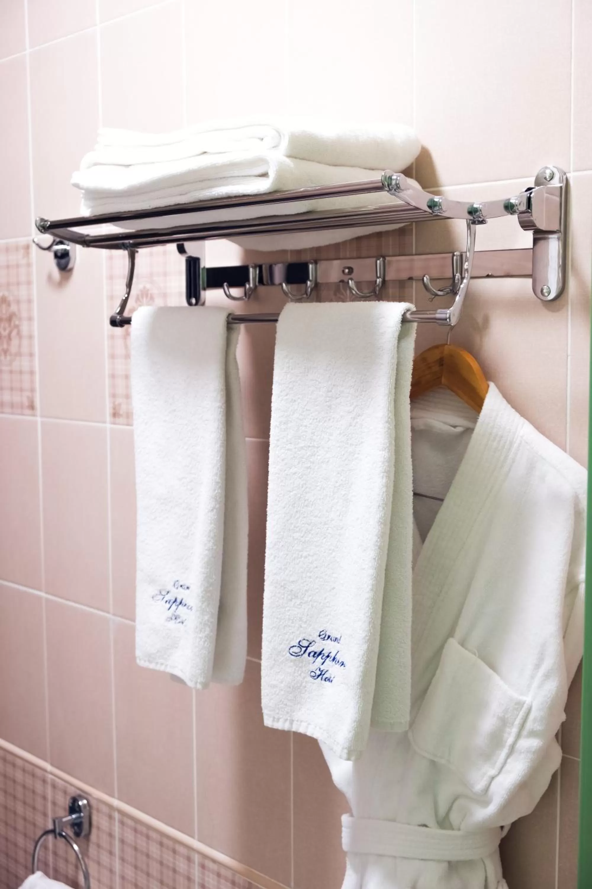 Bathroom in Grand Sapphire Hotel