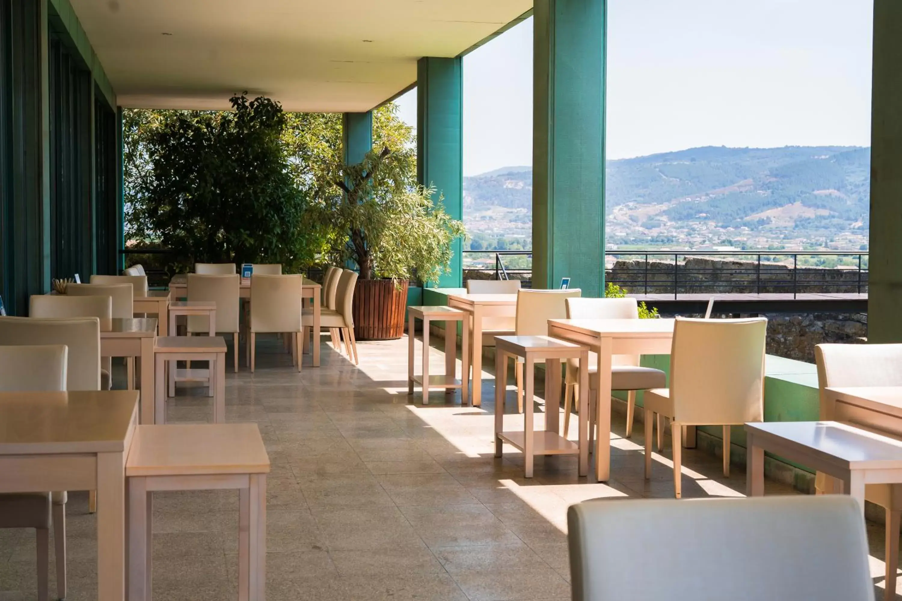 Property building, Restaurant/Places to Eat in Forte de São Francisco Hotel Chaves