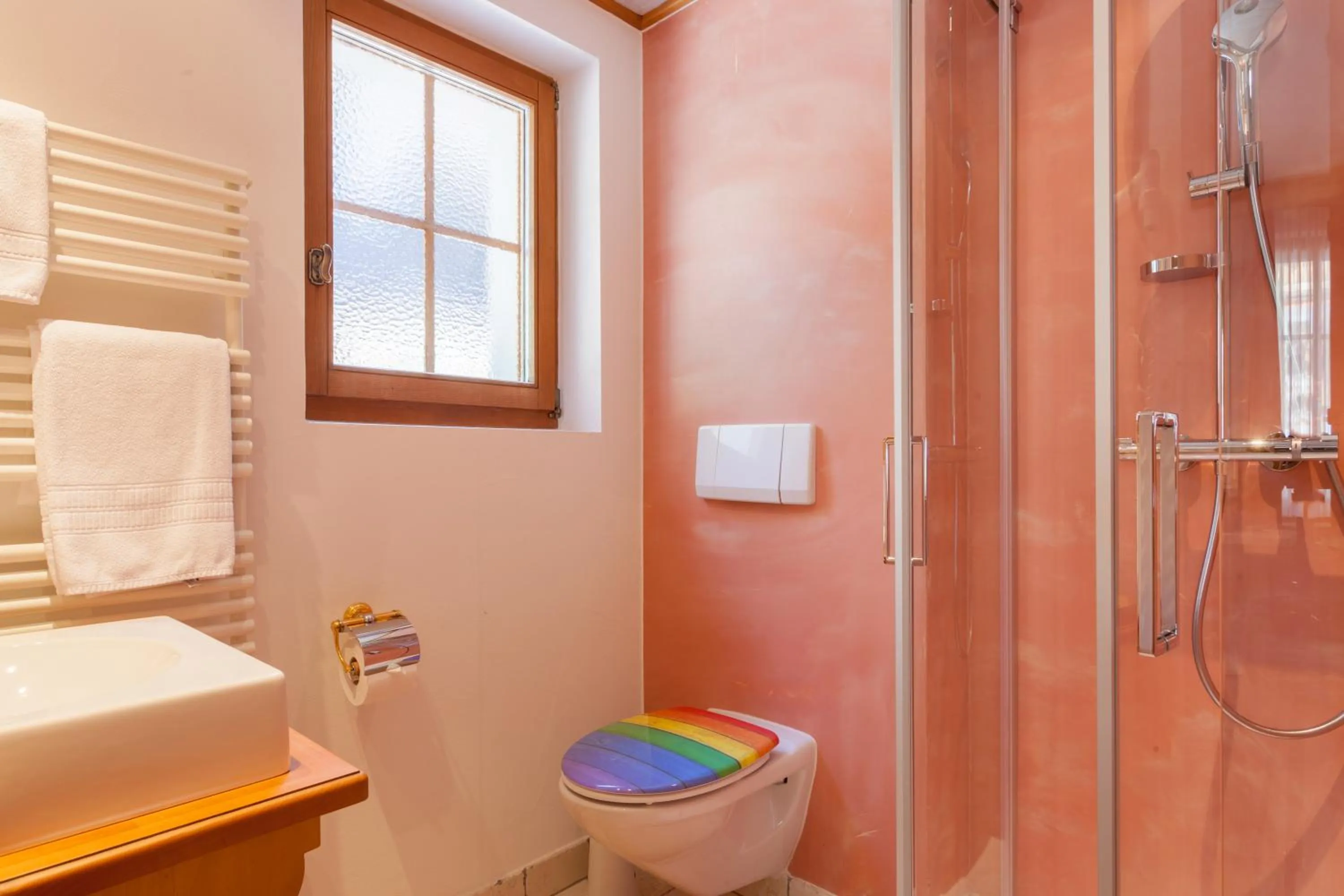 Shower in Hotel Berghof