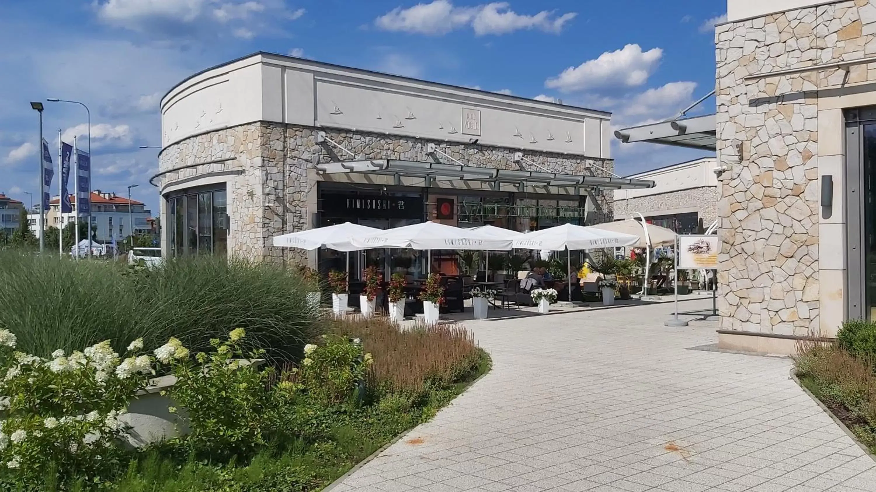 Restaurant/places to eat in Warsaw Apartments - Apartamenty Wilanów Restaurant/places to eat in Warsaw Apartments - Apartamenty Wilanów