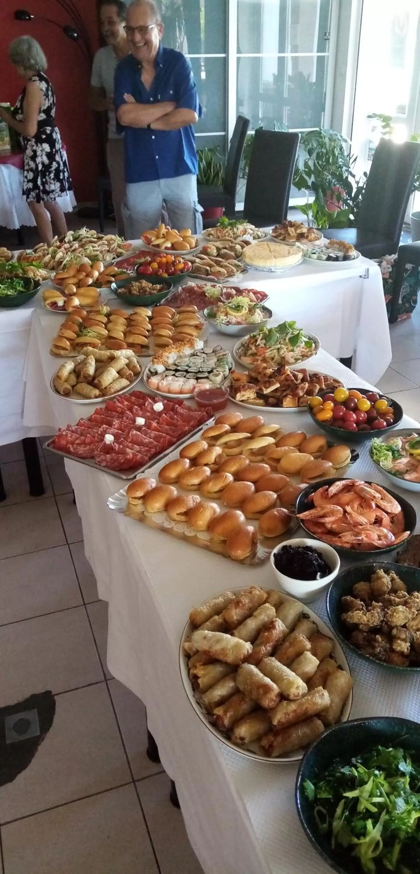 Restaurant/places to eat in Le Grand Jardin