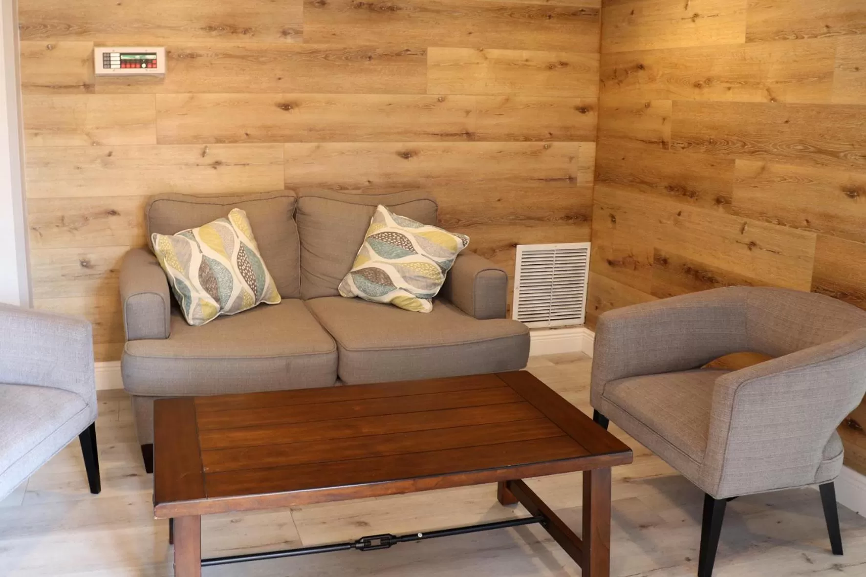 Seating area in Quality Inn Miami Airport - Doral