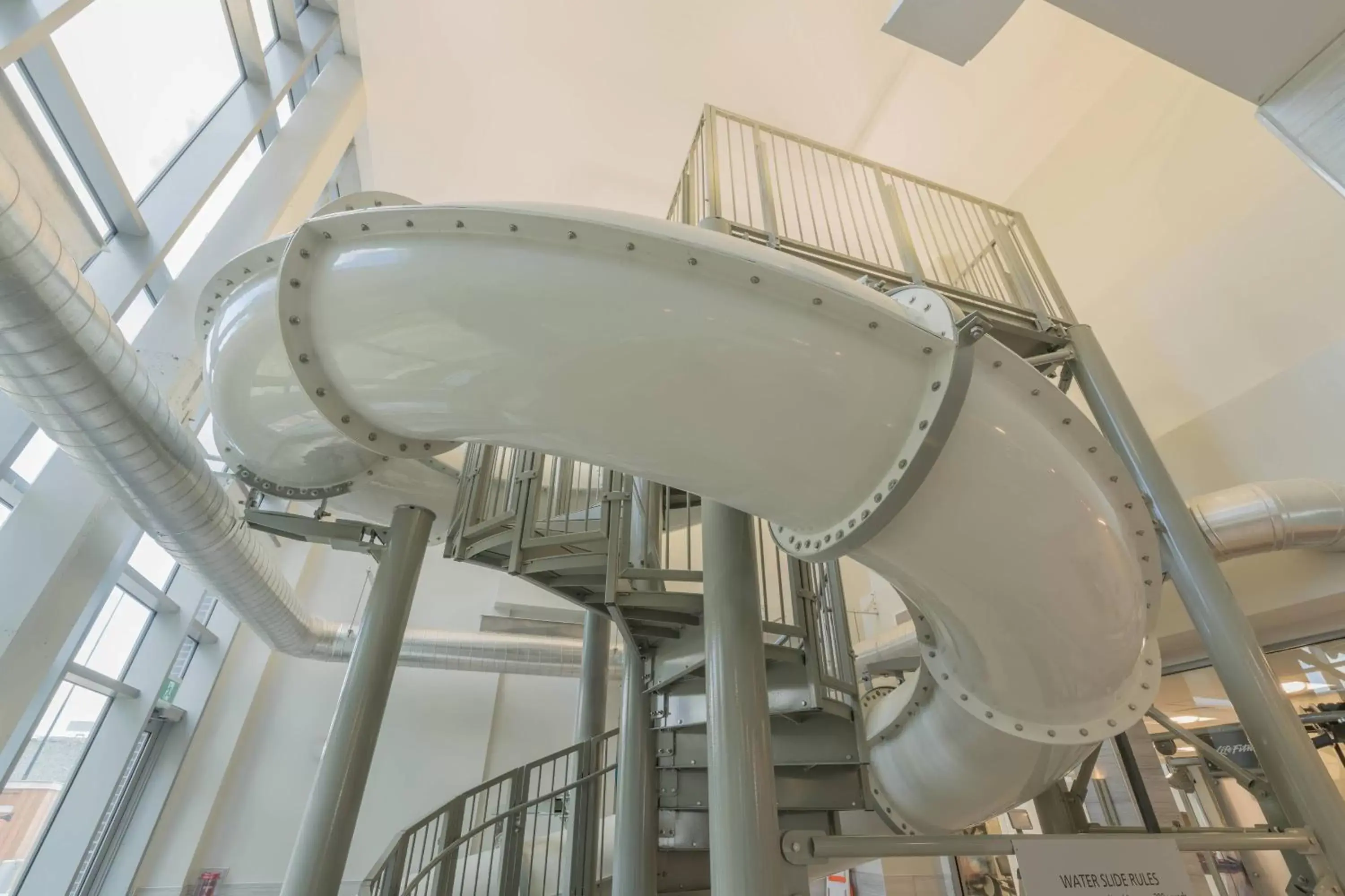 Swimming pool in Courtyard by Marriott Halifax Dartmouth