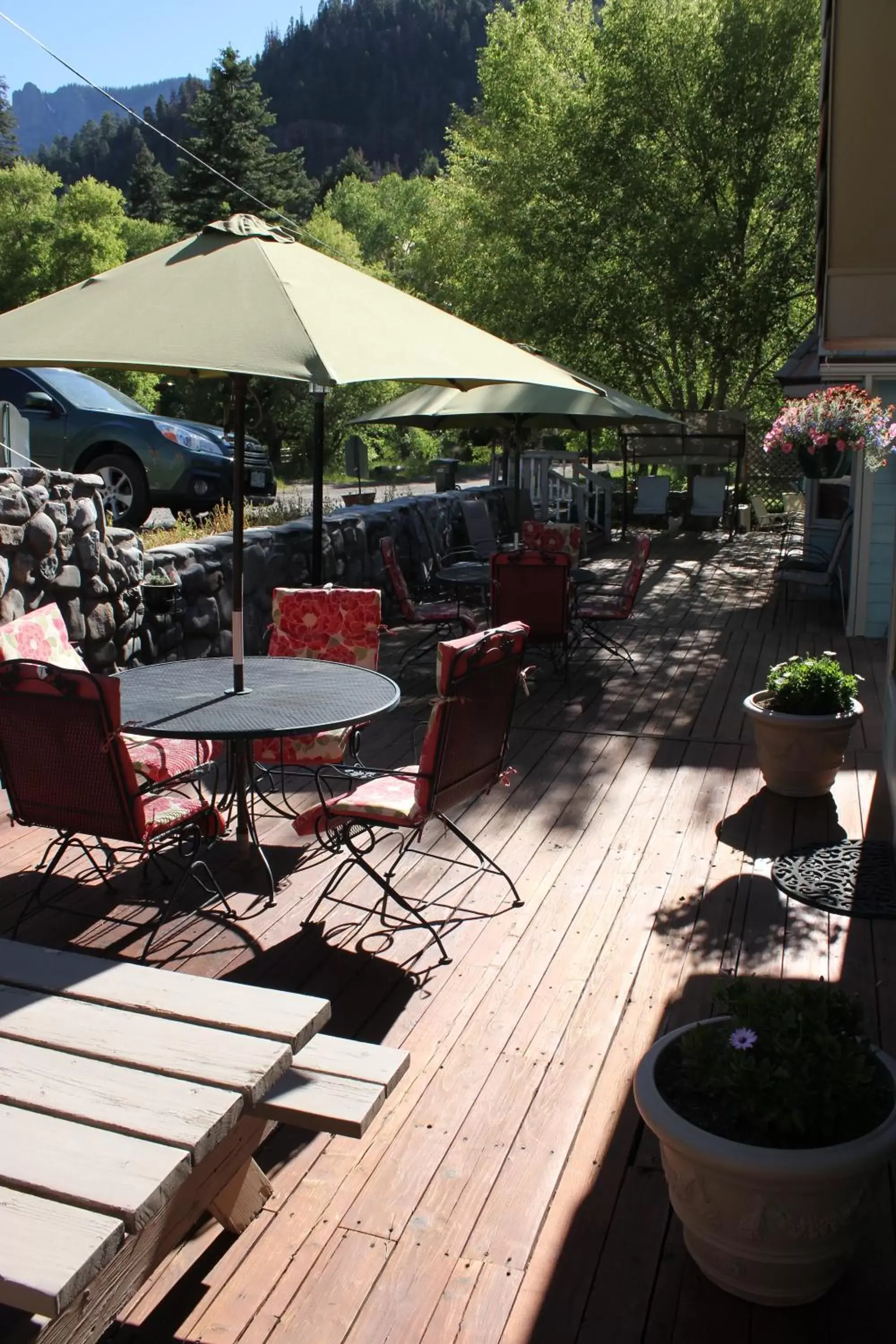 Property building in Black Bear Manor Property building in Black Bear Manor