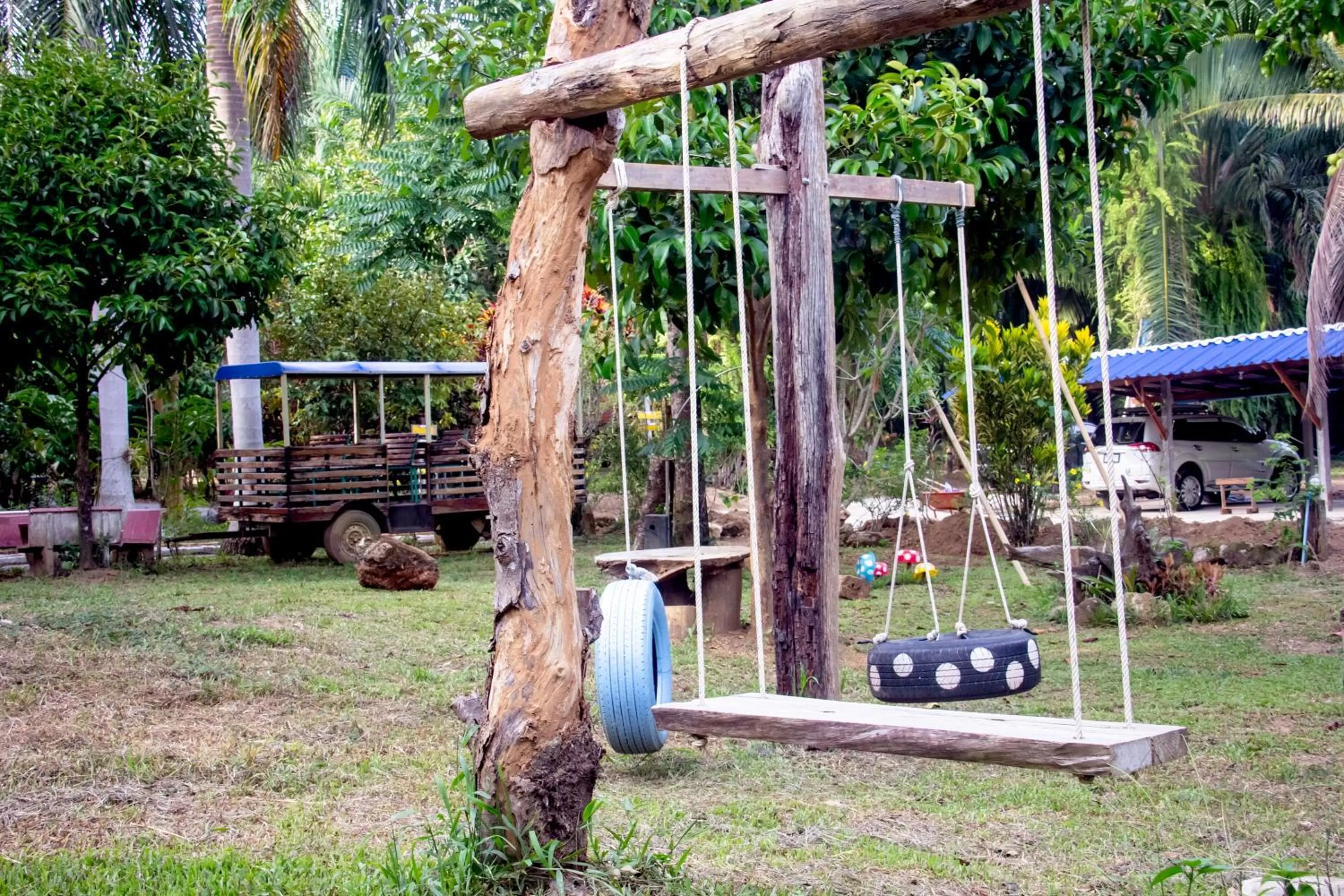 Garden in Khao Sok Palmview Resort
