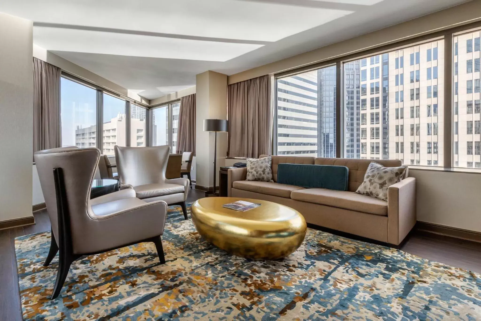 Photo of the whole room, Seating Area in Omni Charlotte Hotel