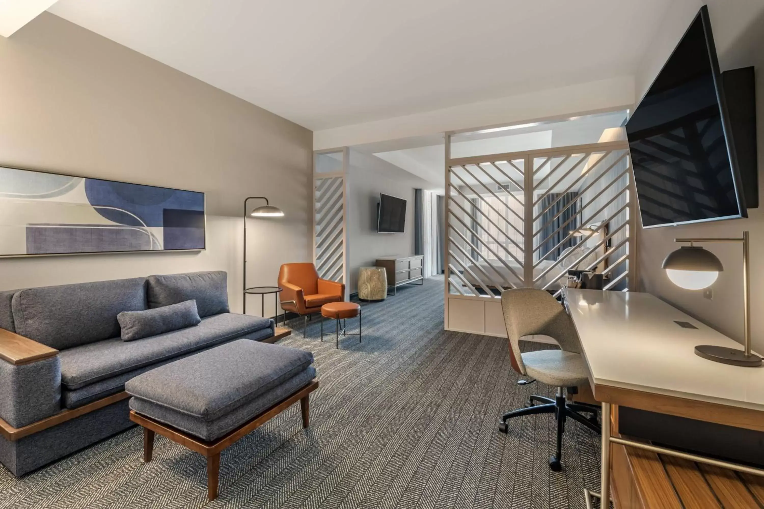 Living room, Seating Area in Courtyard by Marriott Fort Lauderdale Downtown