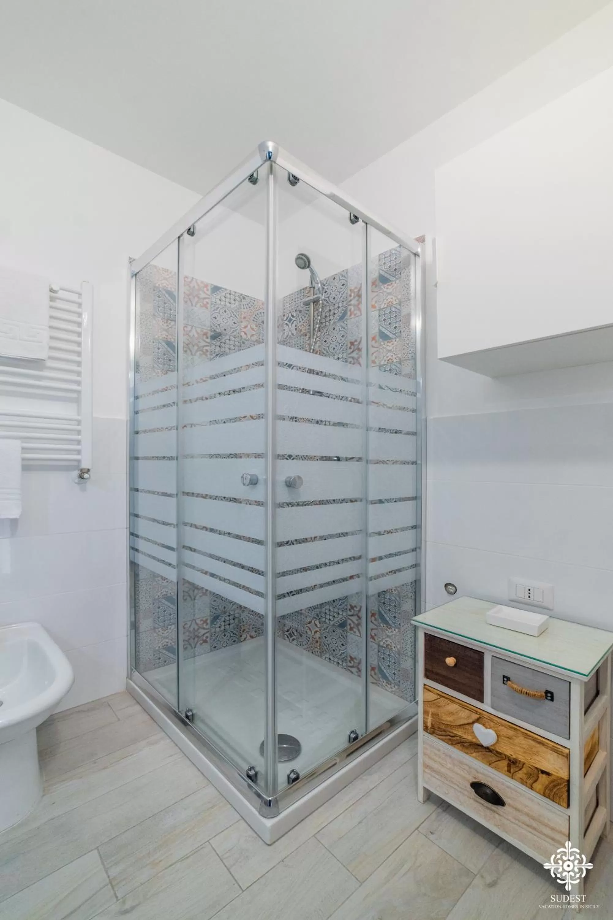 Shower in LE 4 PERLE Apartments